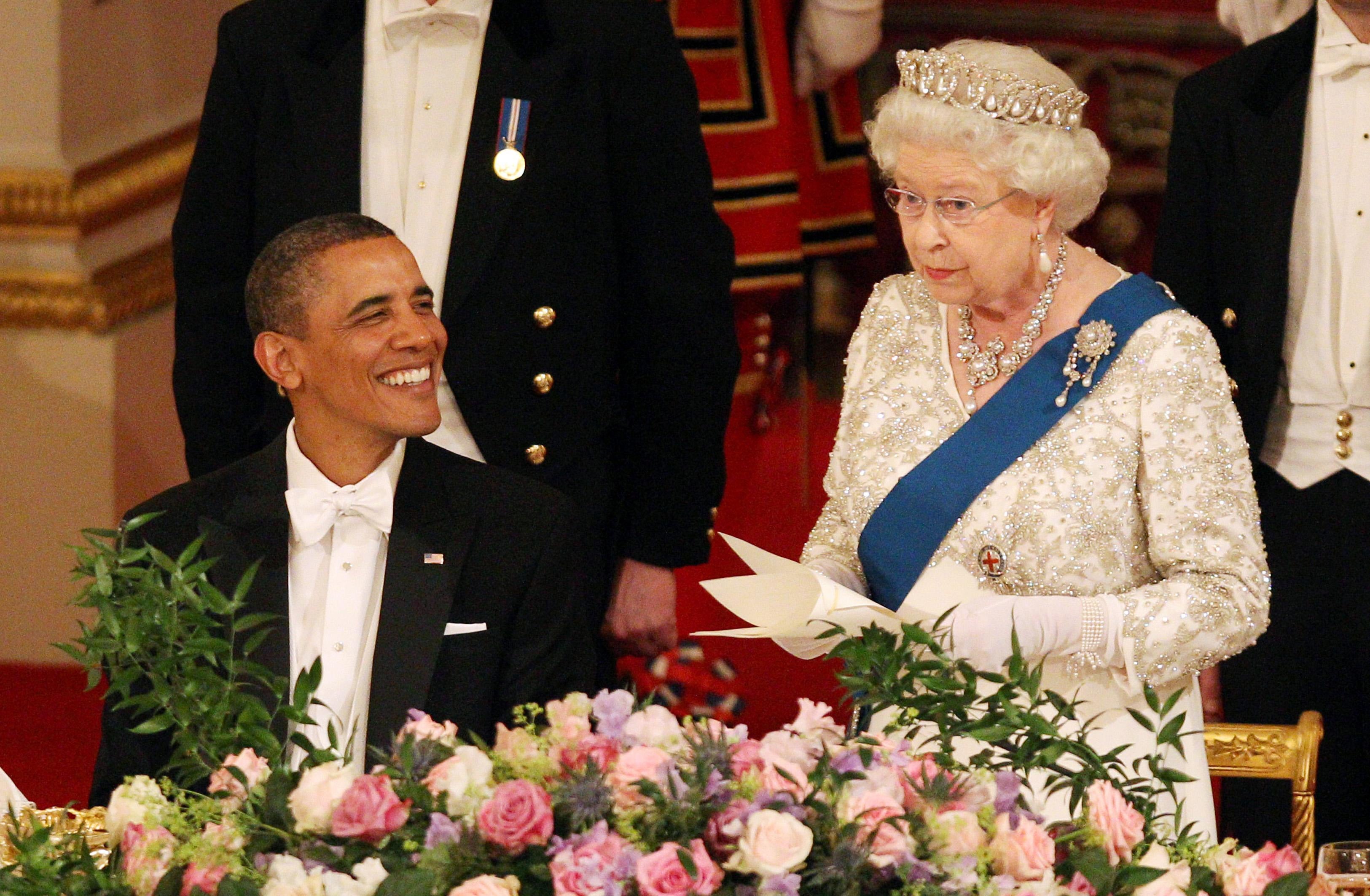 Queen Elizabeth and former US President Barack Obama at a Buckingham Palace State Banquet in 2011 (Lewis Whyld/PA)