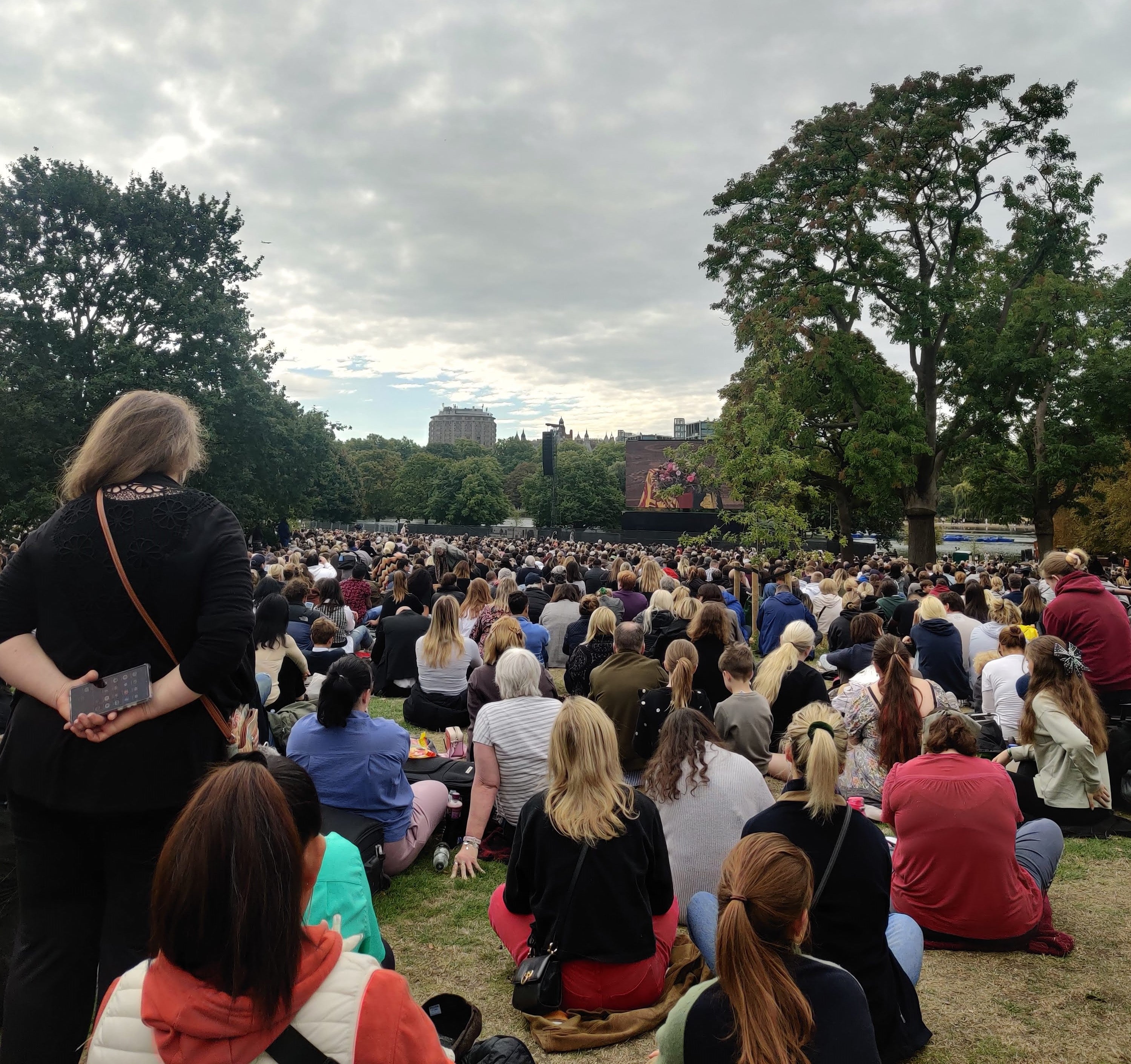 Crowds gather along the Serpintine to watch the Queen’s funeral