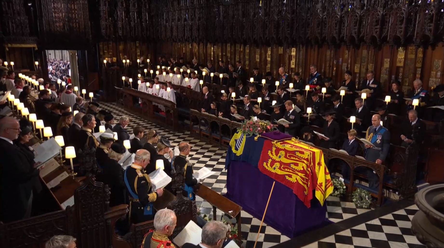 Mourners singing hymns at St George’s Chapel