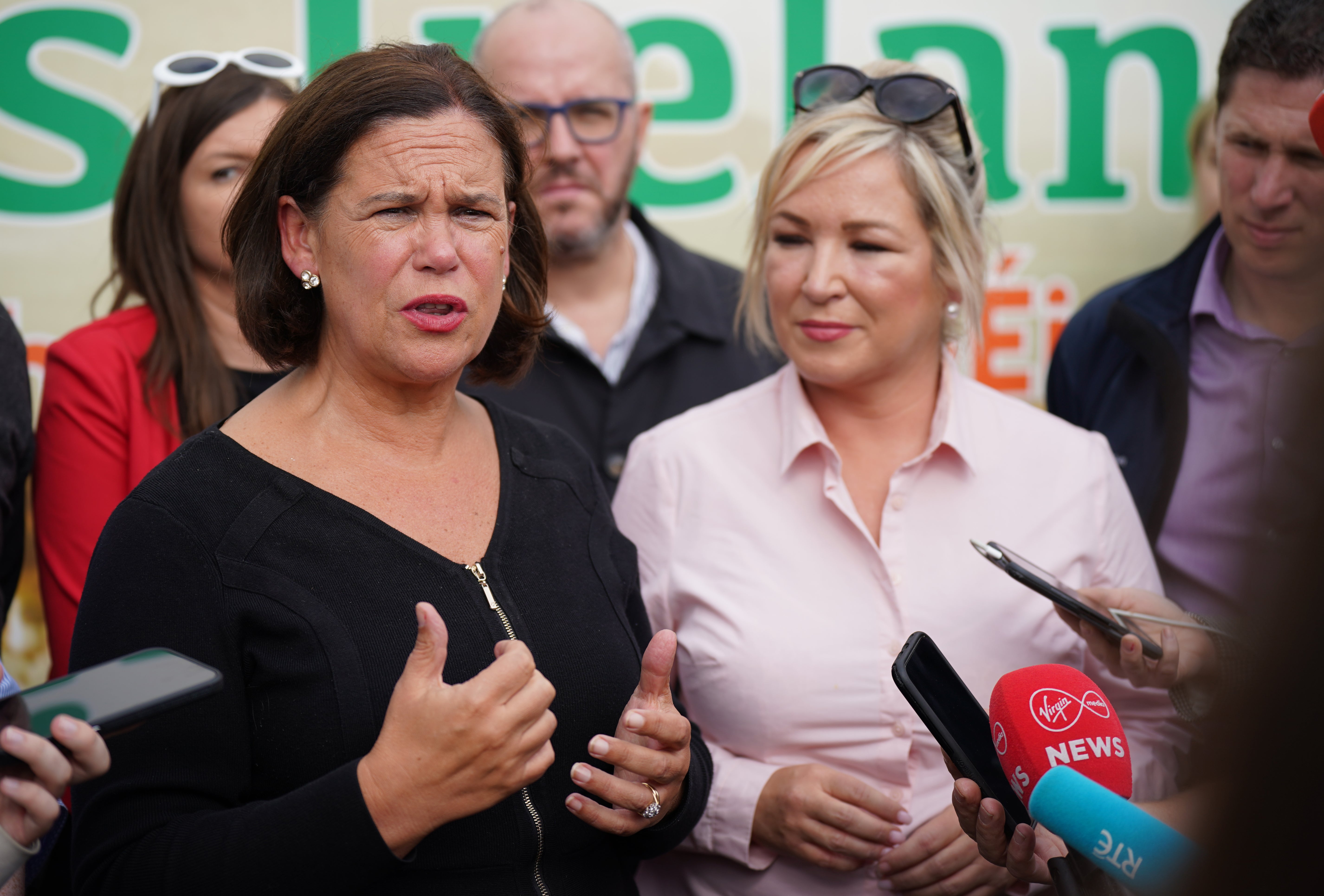 Sinn Fein leader Mary Lou McDonald and deputy leader Michelle O’Neill (Niall Carson/PA)