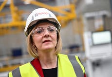 Liz Truss to relax immigration rules to ease Brexit workforce shortage 