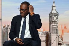 Pound news — live: Starmer says Tories have ‘lost control’ as Kwarteng doubles down