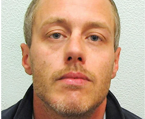 Inquiry launched after Stephen Lawrence killer ‘sends selfies from cell’ 