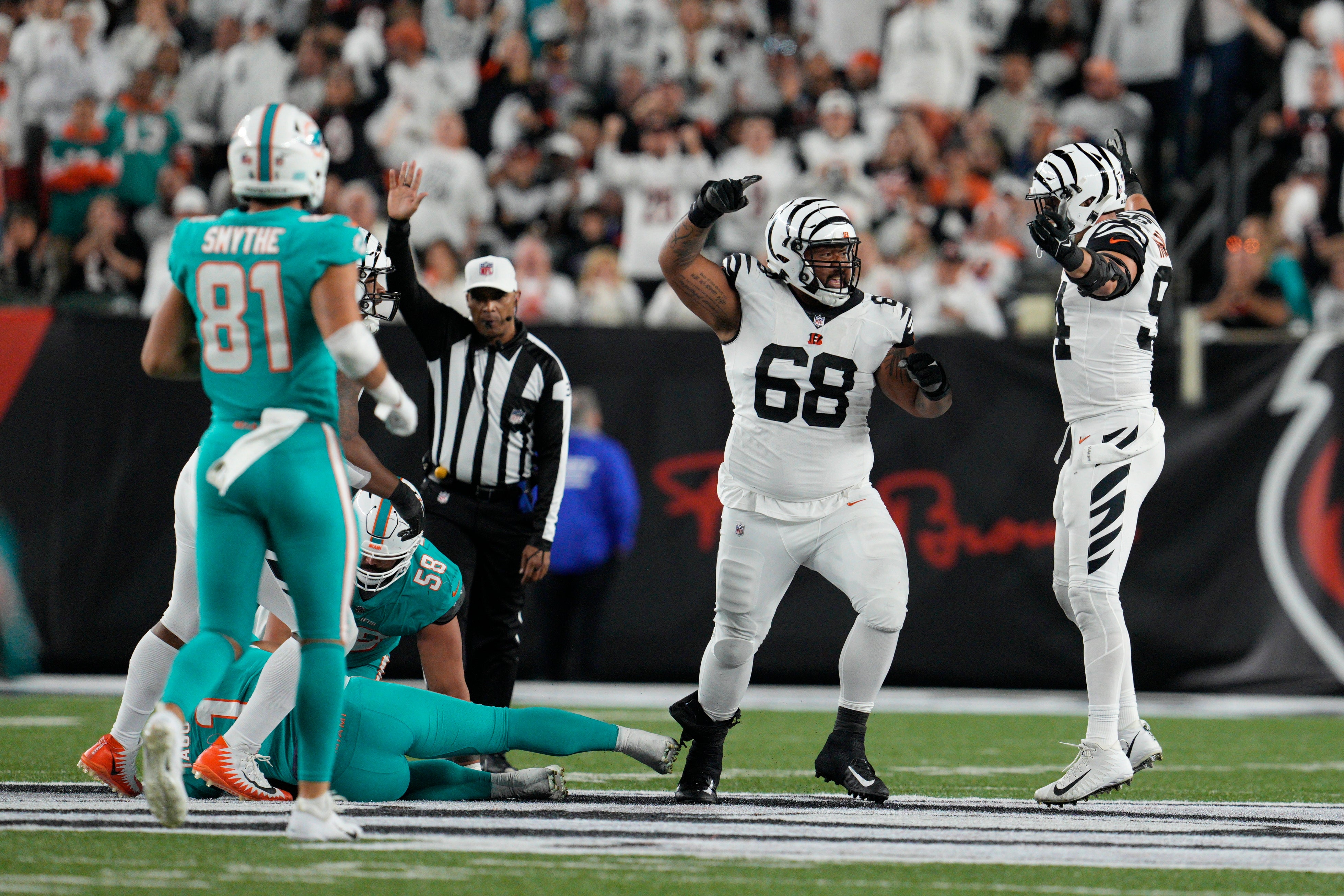 Dolphins Bengals Football