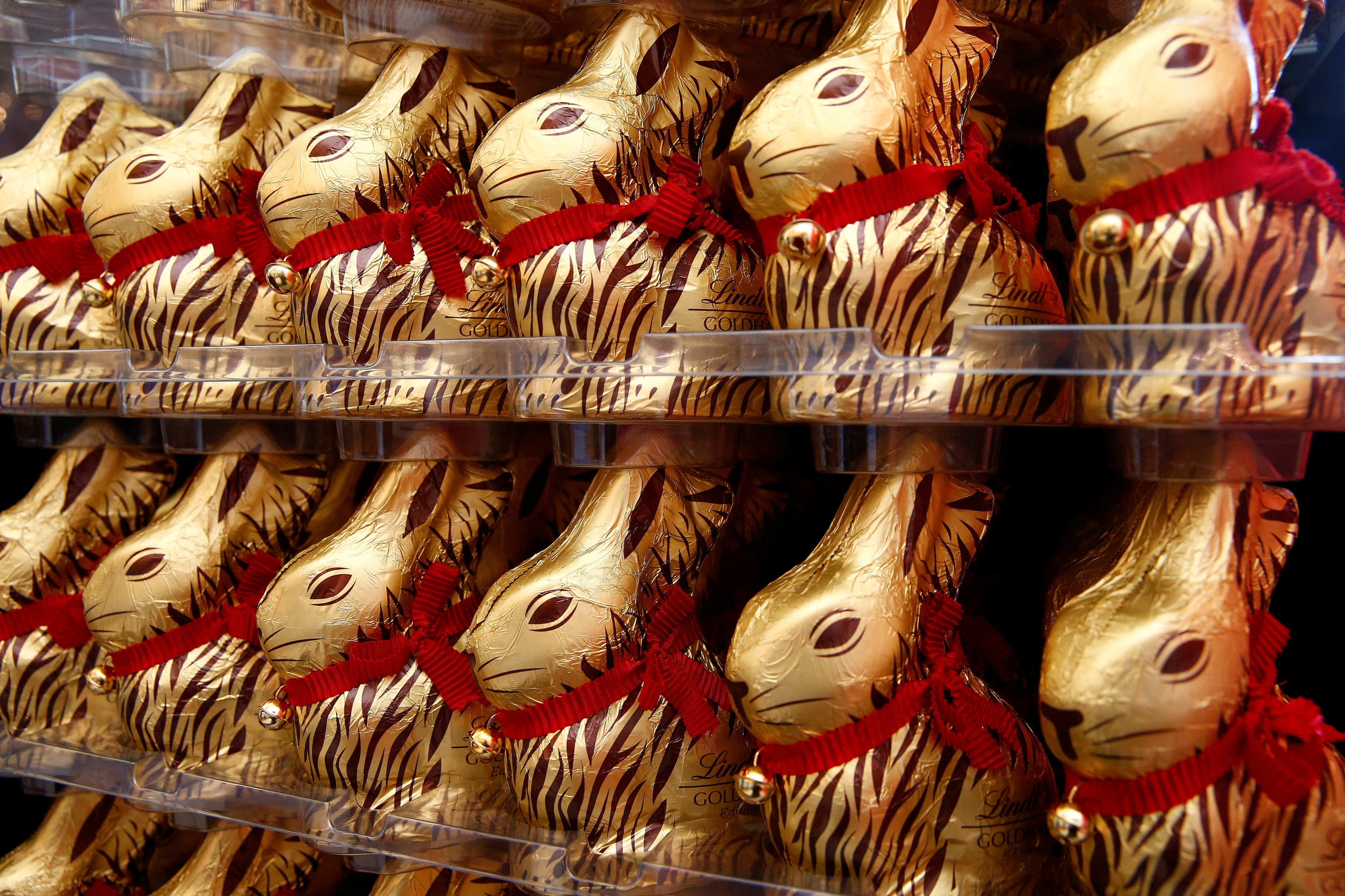 Lidl ordered to melt copycat chocolate Lindt bunnies