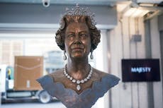 Should Sadiq Khan erect a statue of the Queen on the empty fourth plinth in Trafalgar Square?