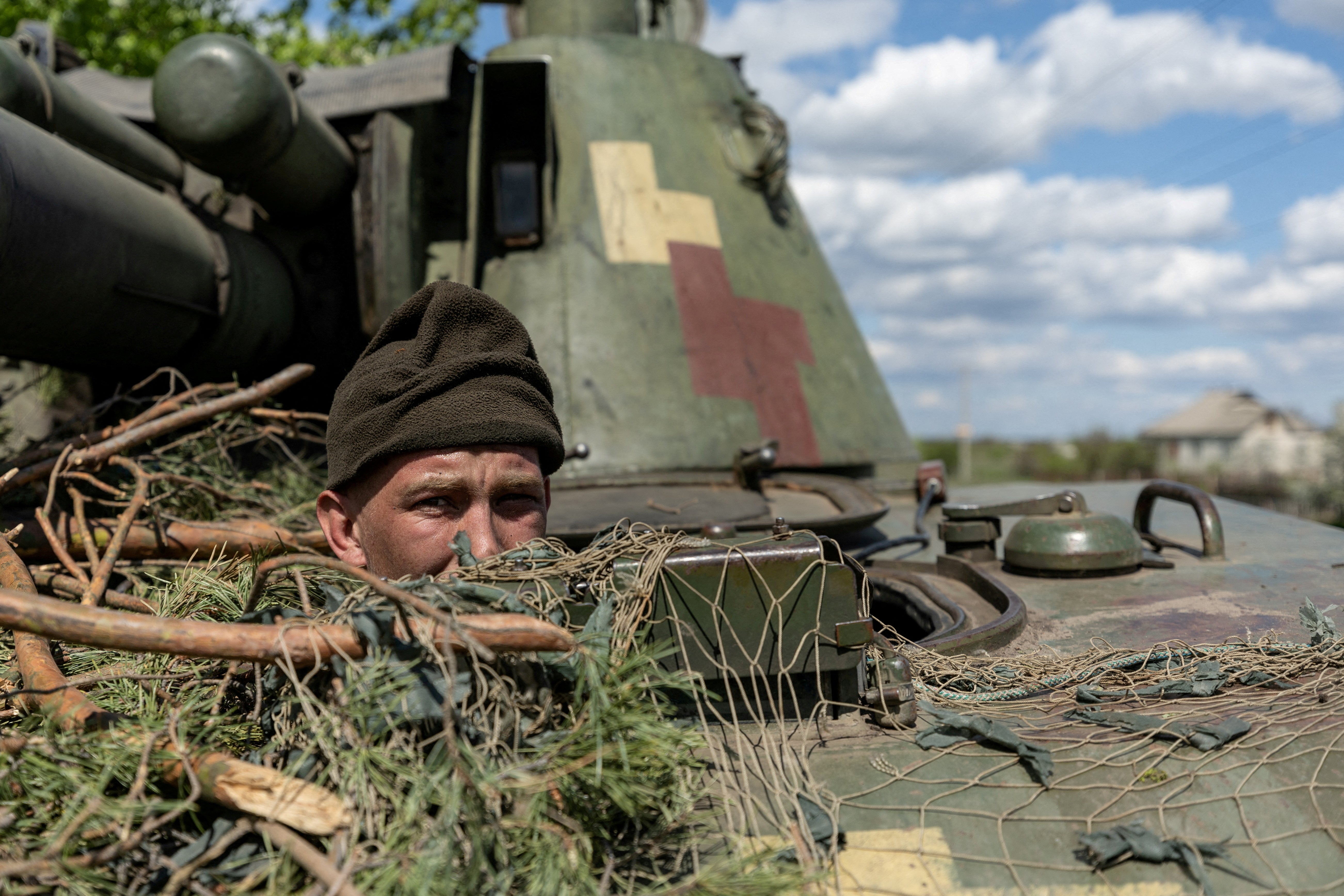 Ukrainian forces encircled the strategic eastern city of Lyman on Saturday