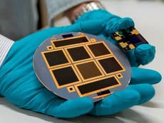 Solar power world record broken with ‘miracle material’ 