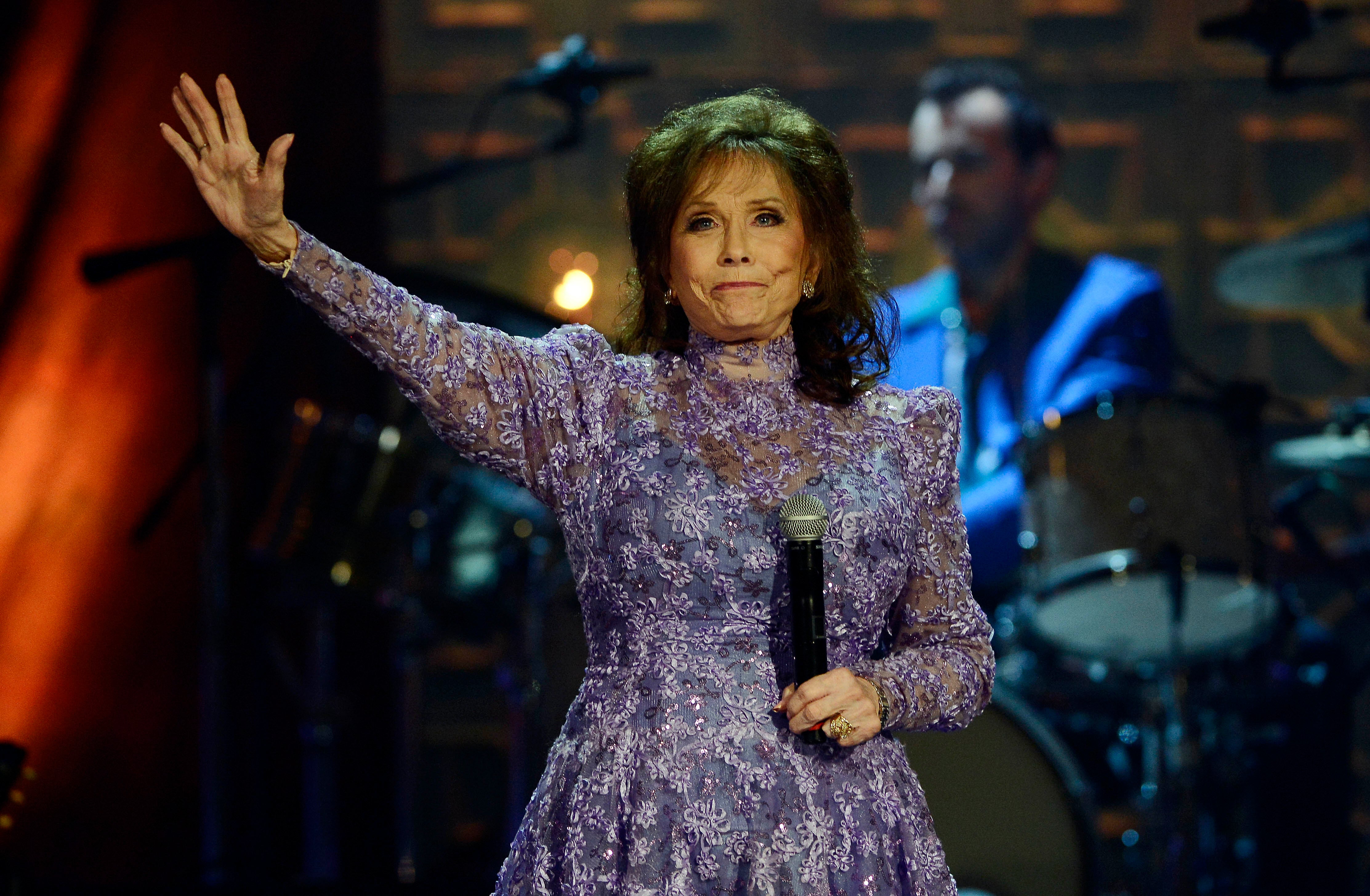 Obit Loretta Lynn