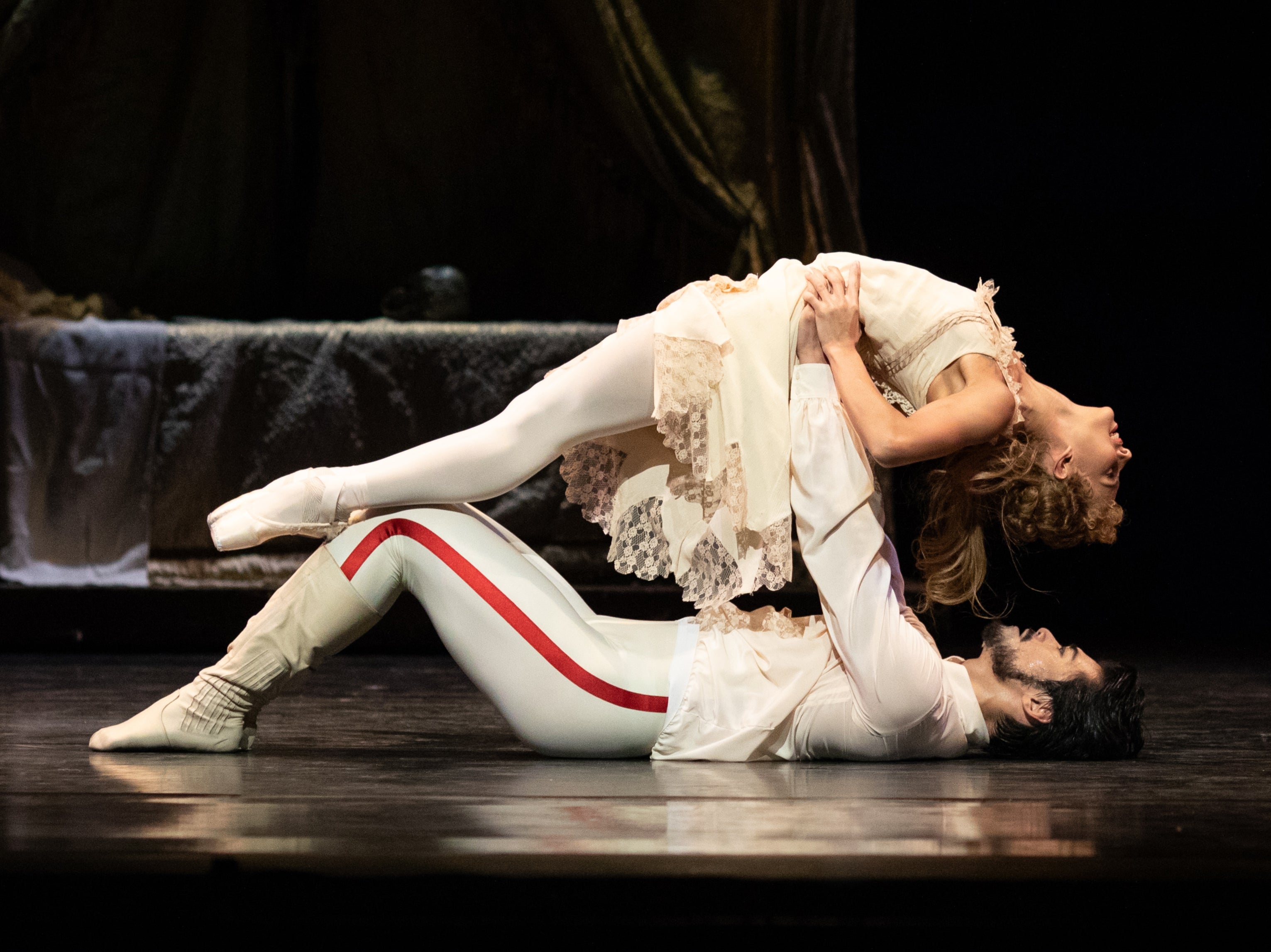 Francesca Hayward and Ryoichi Hirano in ‘Mayerling'