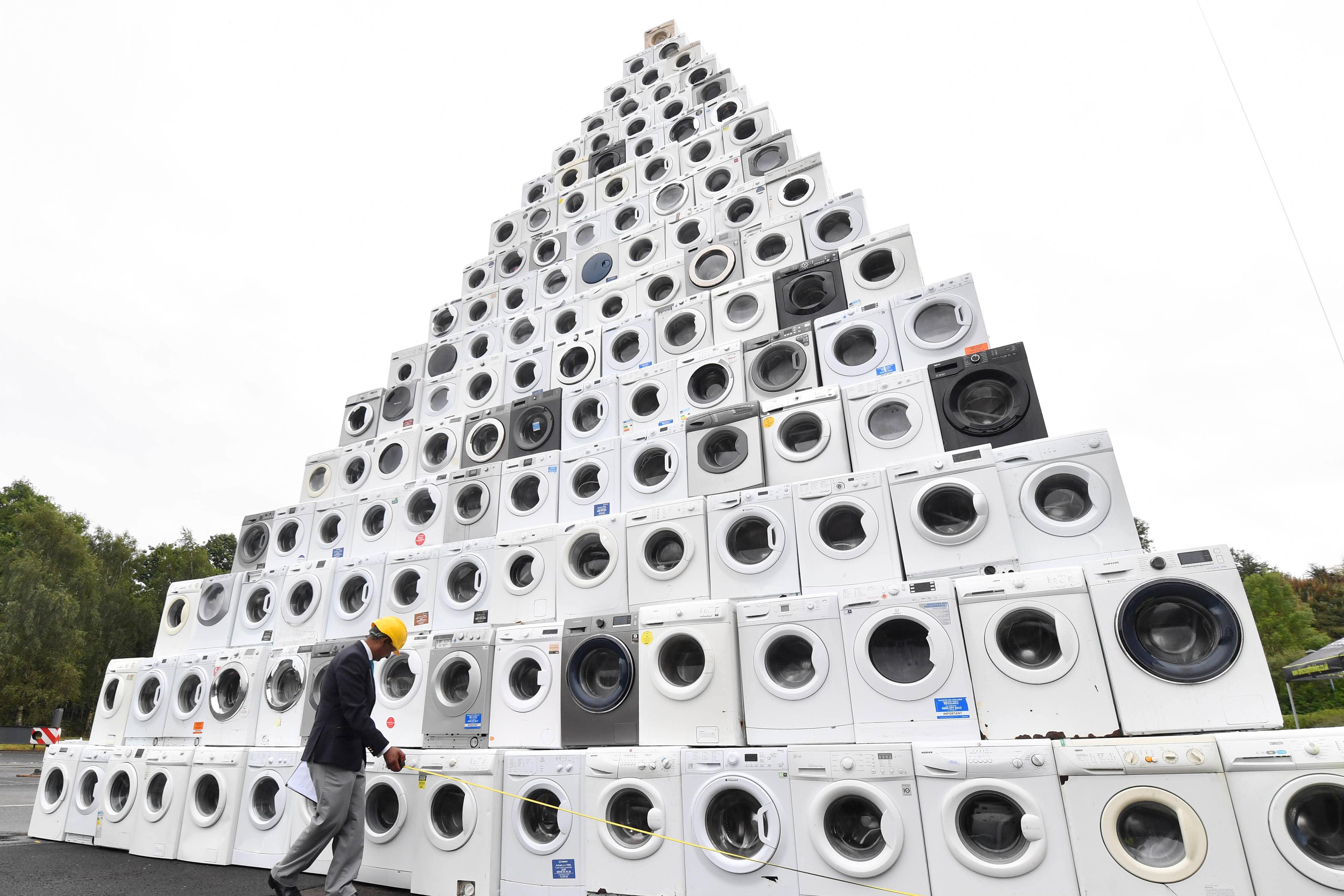 You could be paid £20 a month for not switching on your washing machine during peak hours under the Ovo Energy scheme. (Anthony Devlin/PA)