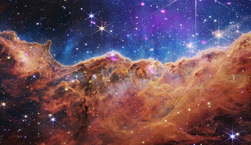 The “Cosmic Cliffs” of the Carina Nebula seen in the combined observations of the James Webb Space Telescope and the Chandra X-ray Observatory