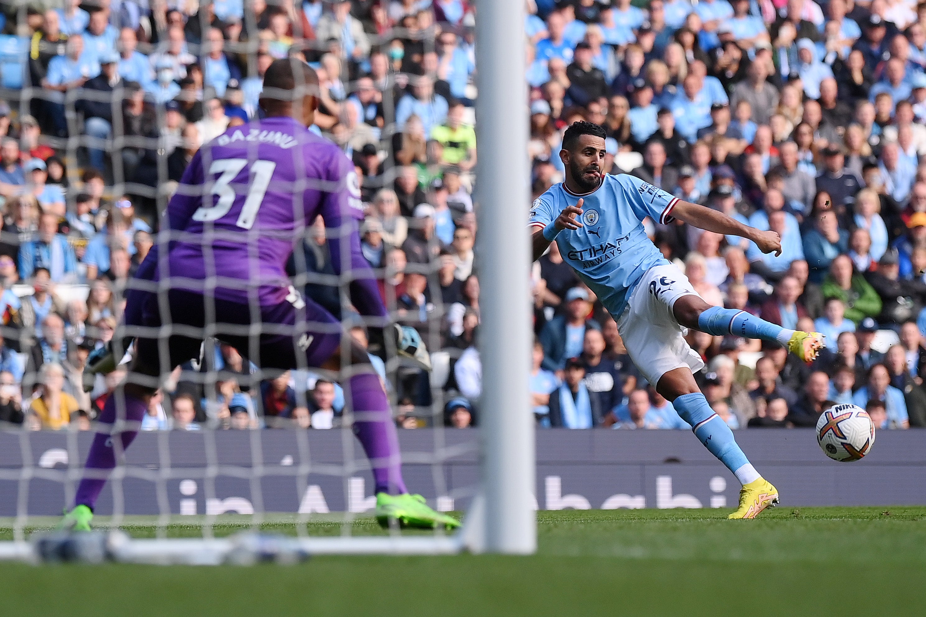 Riyad Mahrez scores City’s third goal