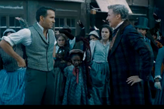 ‘I’m sold’: Ryan Reynolds and Will Ferrell excite fans with tap dancing skills in new Christmas film trailer