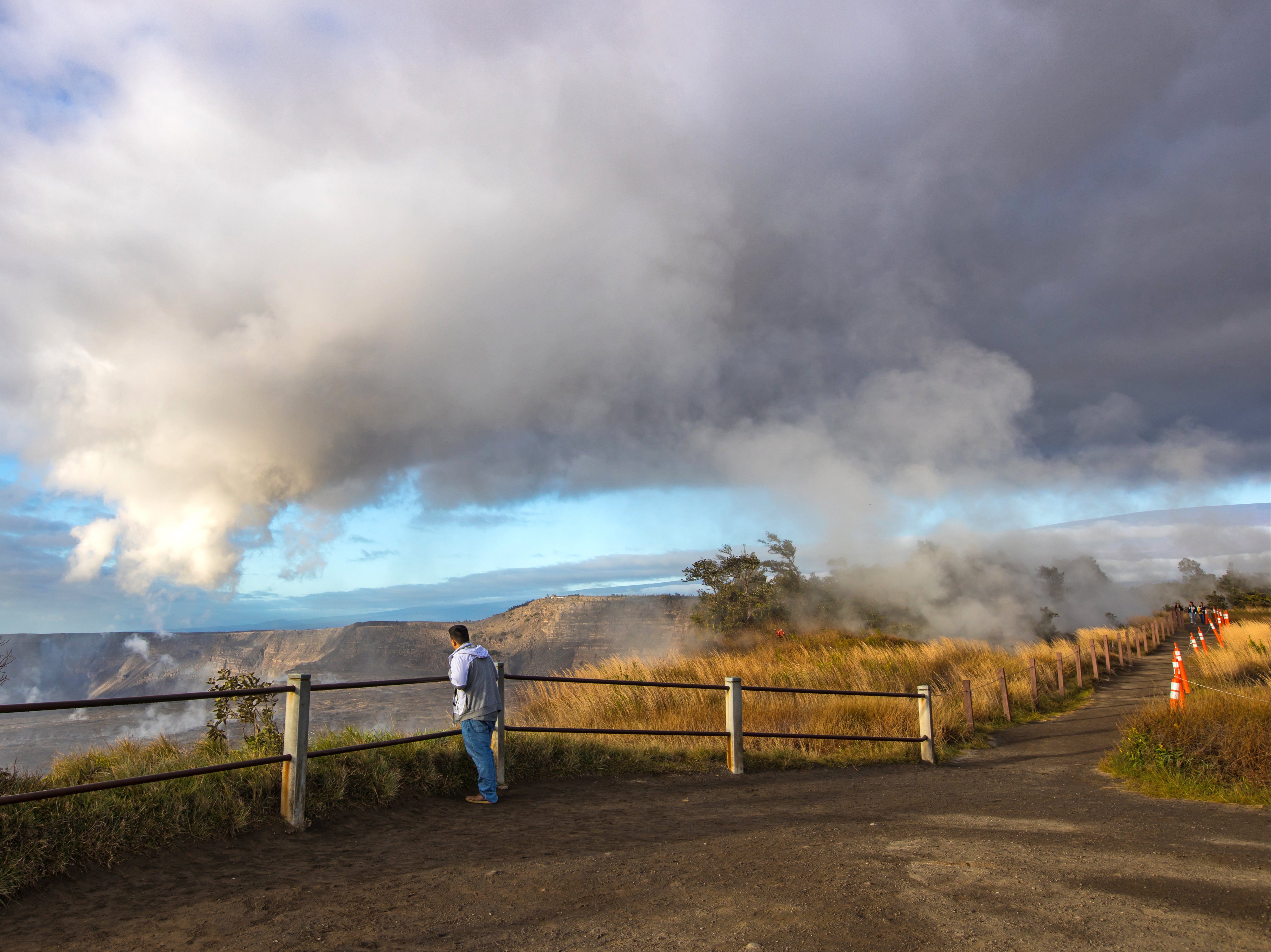 Is Hawaii’s Mauna Loa, the world’s largest active volcano, at risk of erupting?