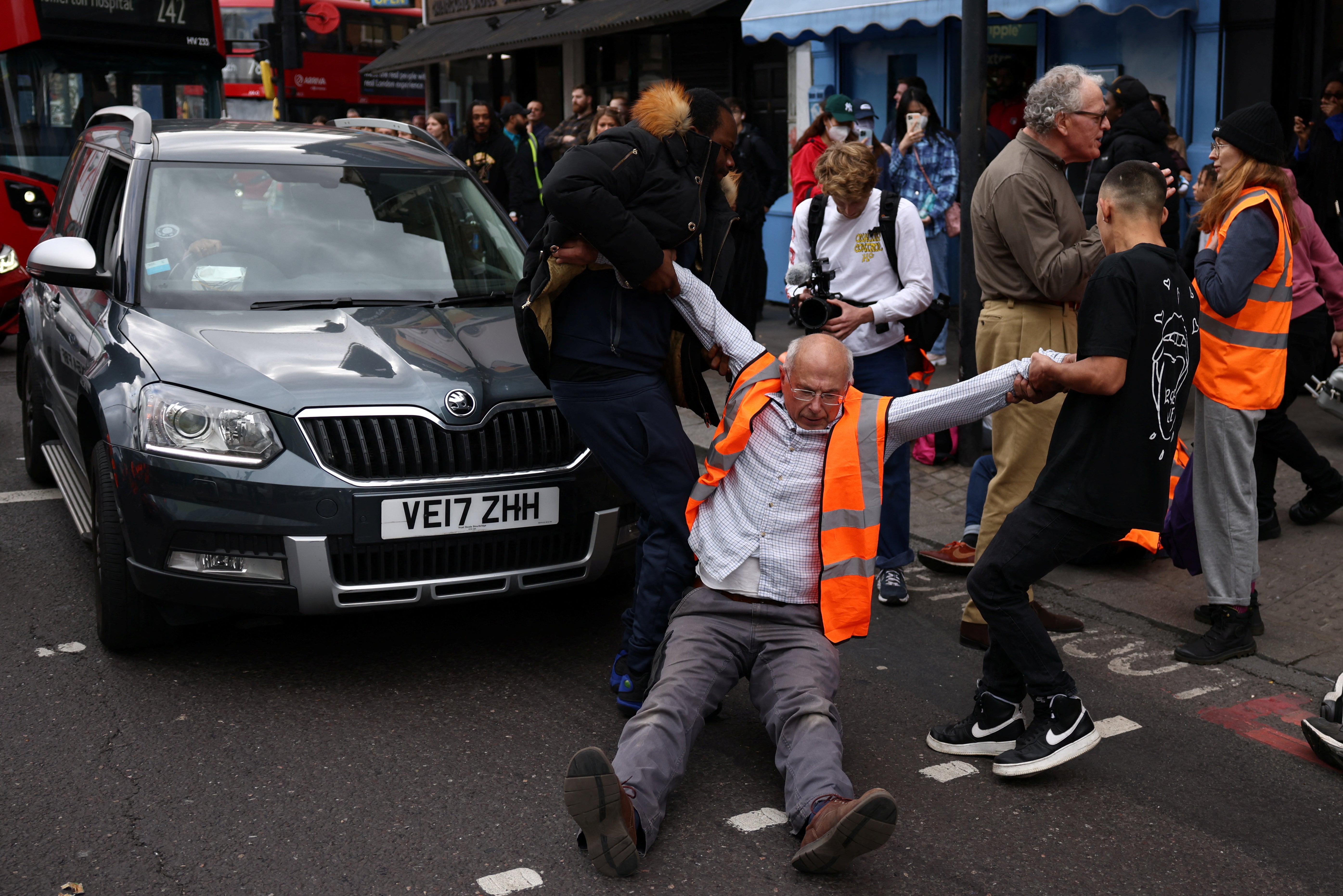 Clashes between bystanders and activists at the Just Stop Oil protest