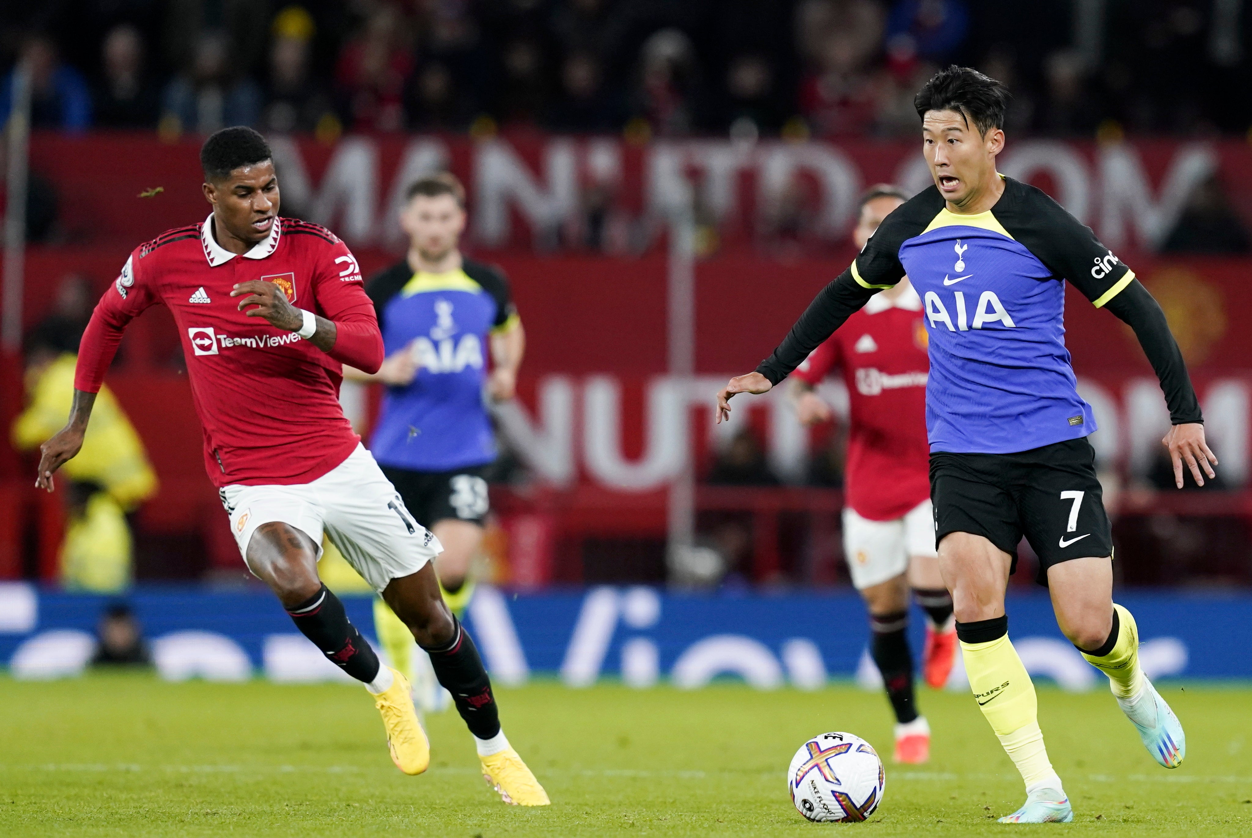 Marcus Rashford works back against Son Heung-min