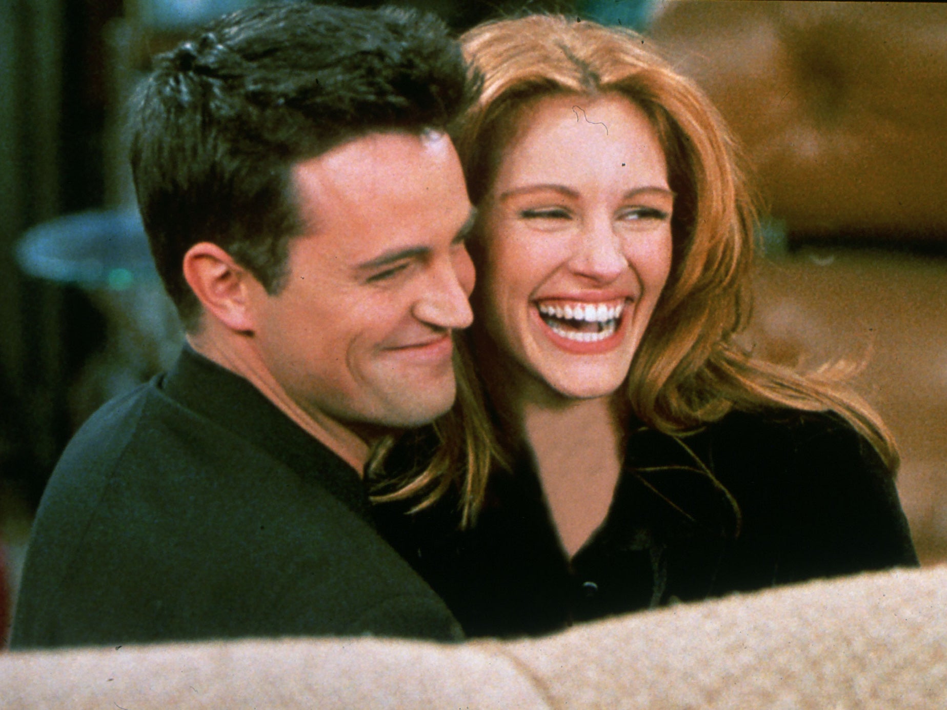 Matthew Perry and Julia Roberts on Friends