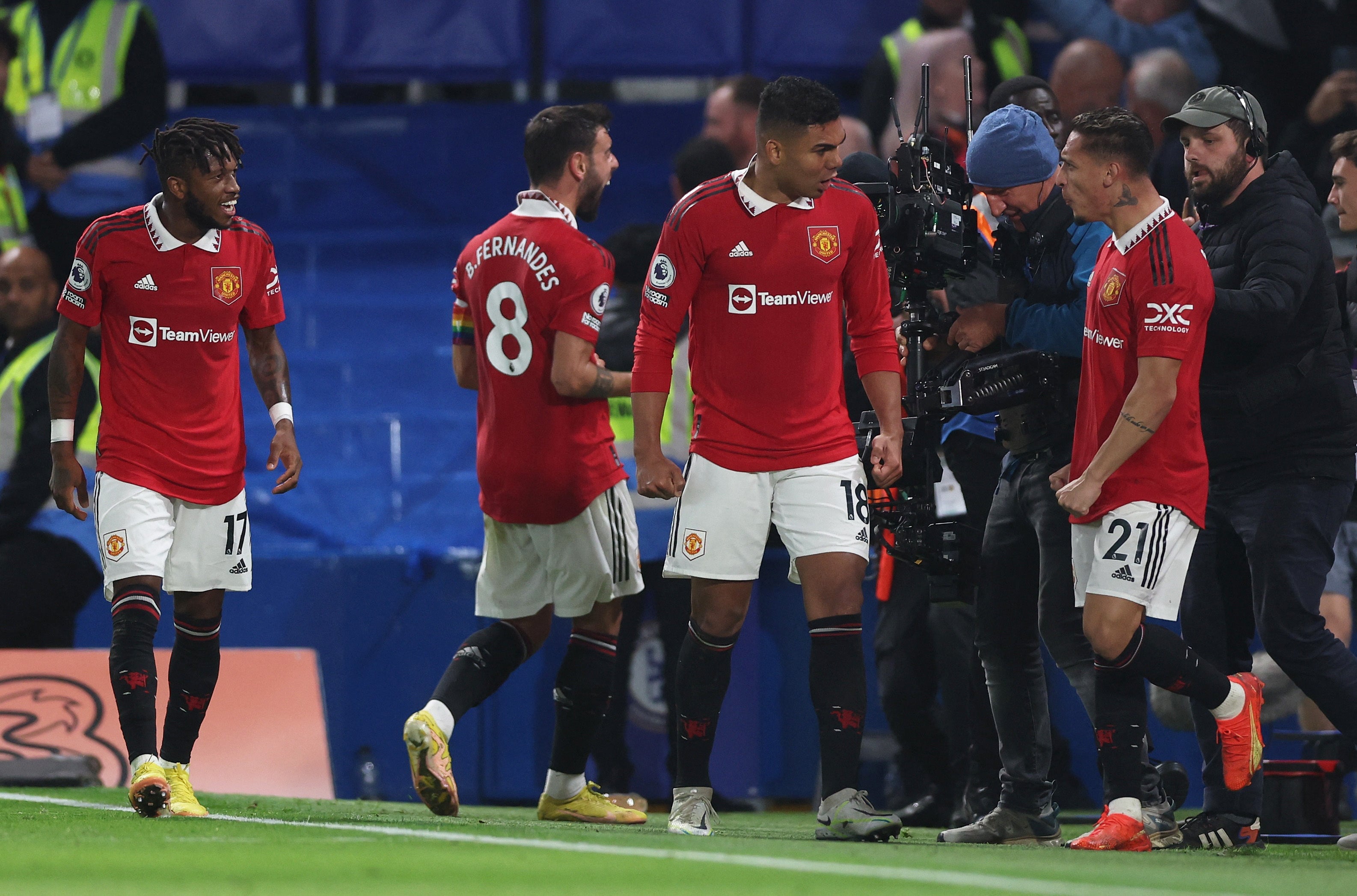 Towering Casemiro header denies Chelsea as Manchester United snatch point after late drama