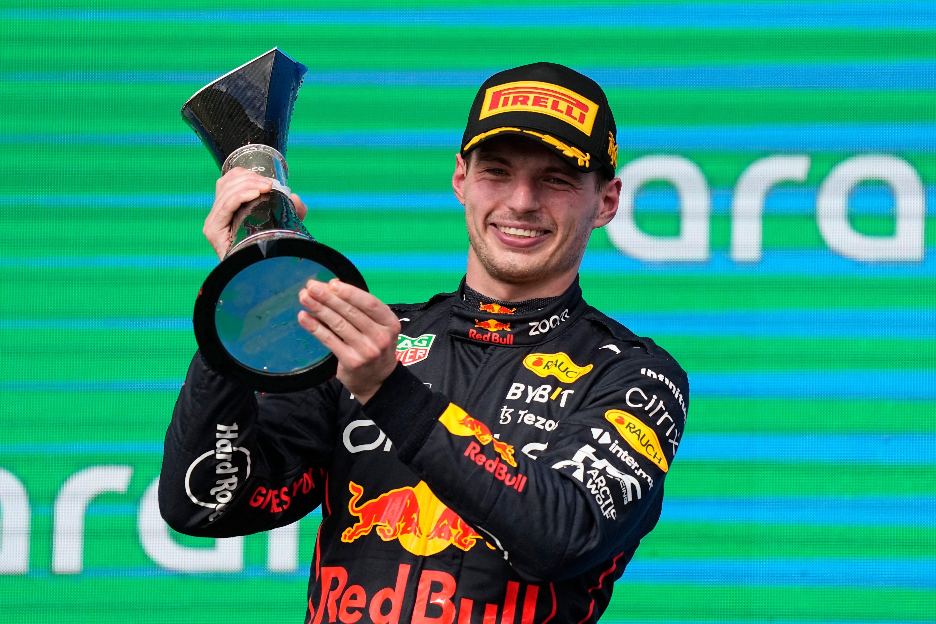 Max Verstappen sees off Lewis Hamilton to win thrilling United States Grand Prix
