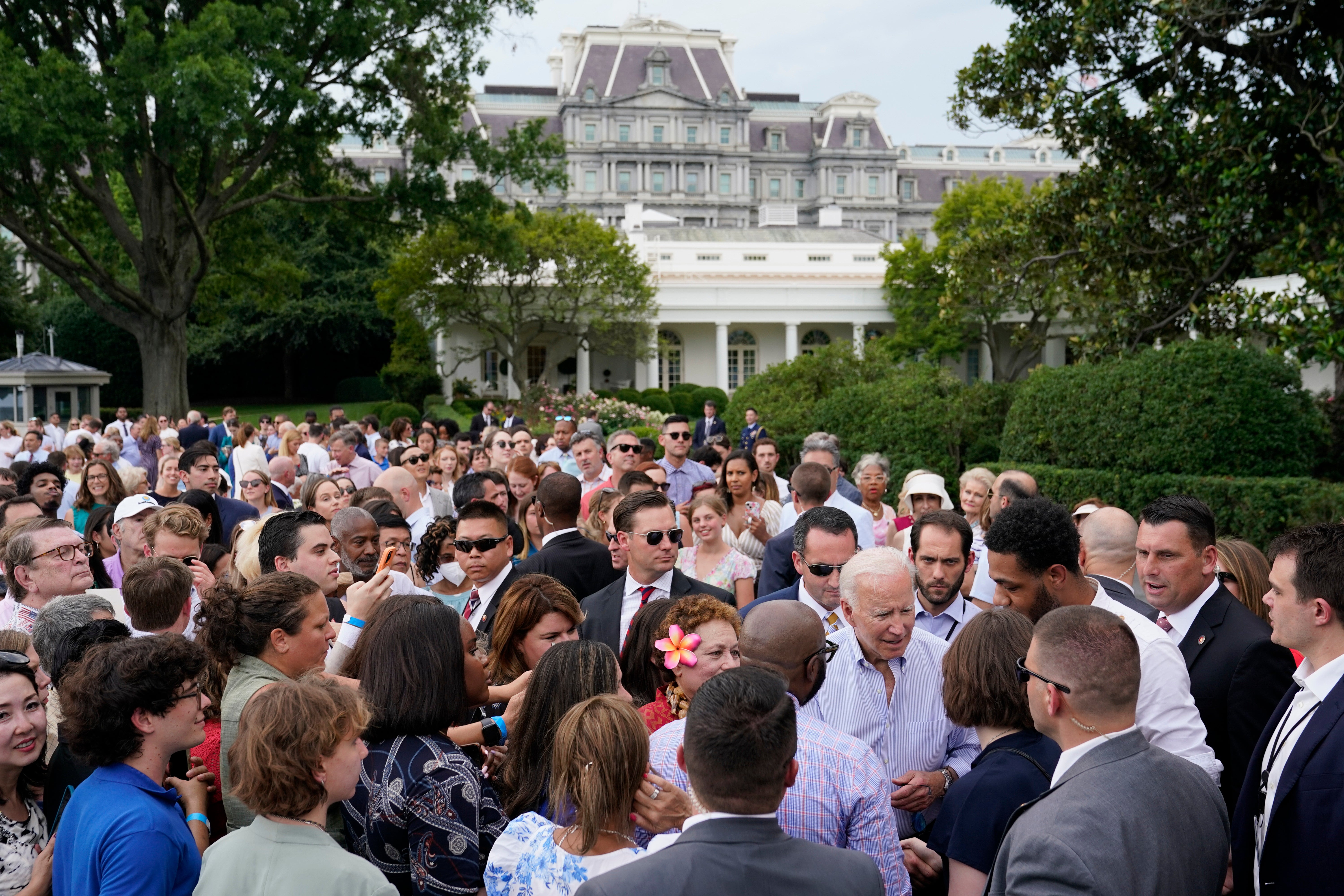 Election 2022 Biden Rope Lines