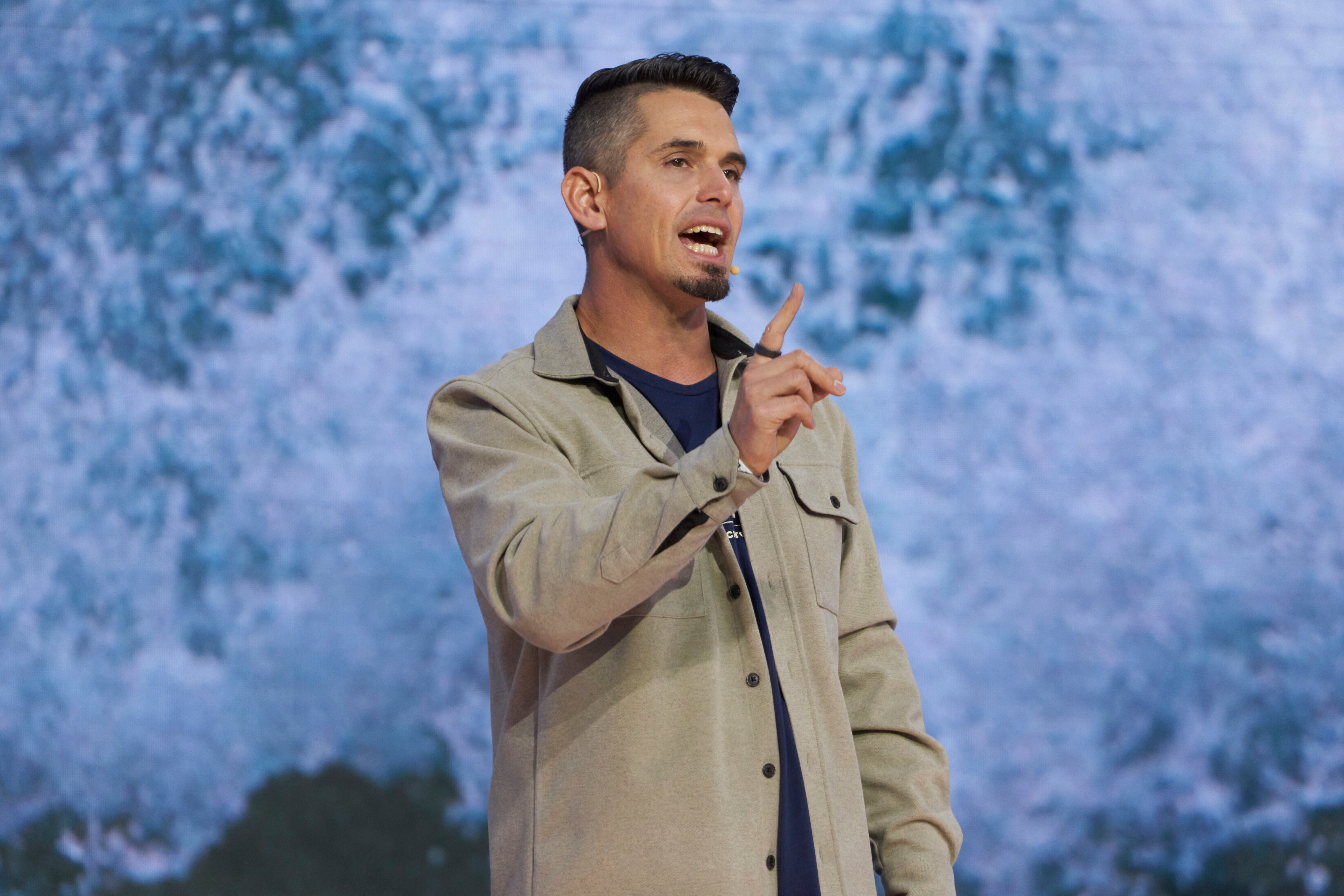 Saddleback Church-New Pastor