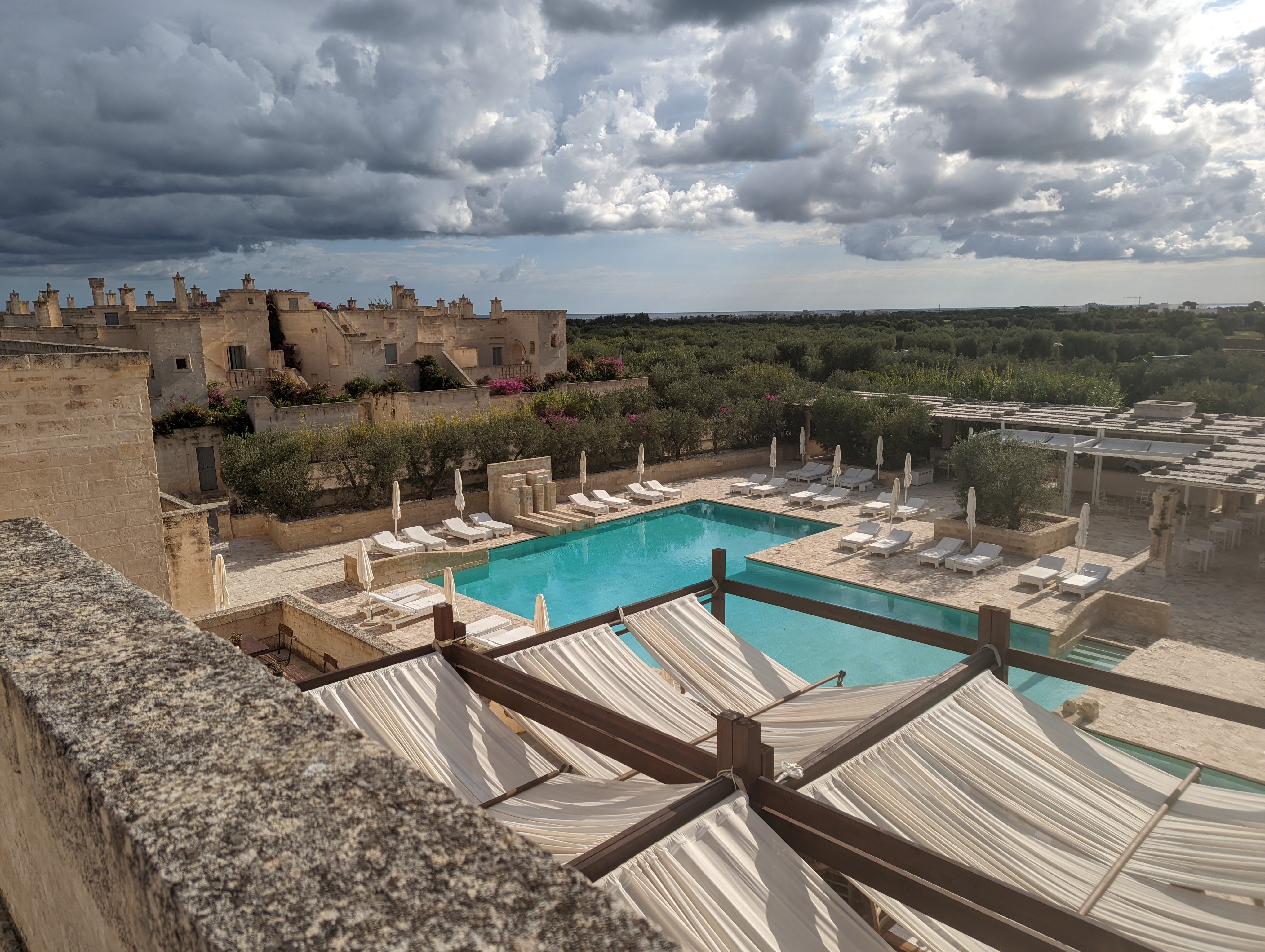 The flat, verdant scenery around Borgo Egnazia