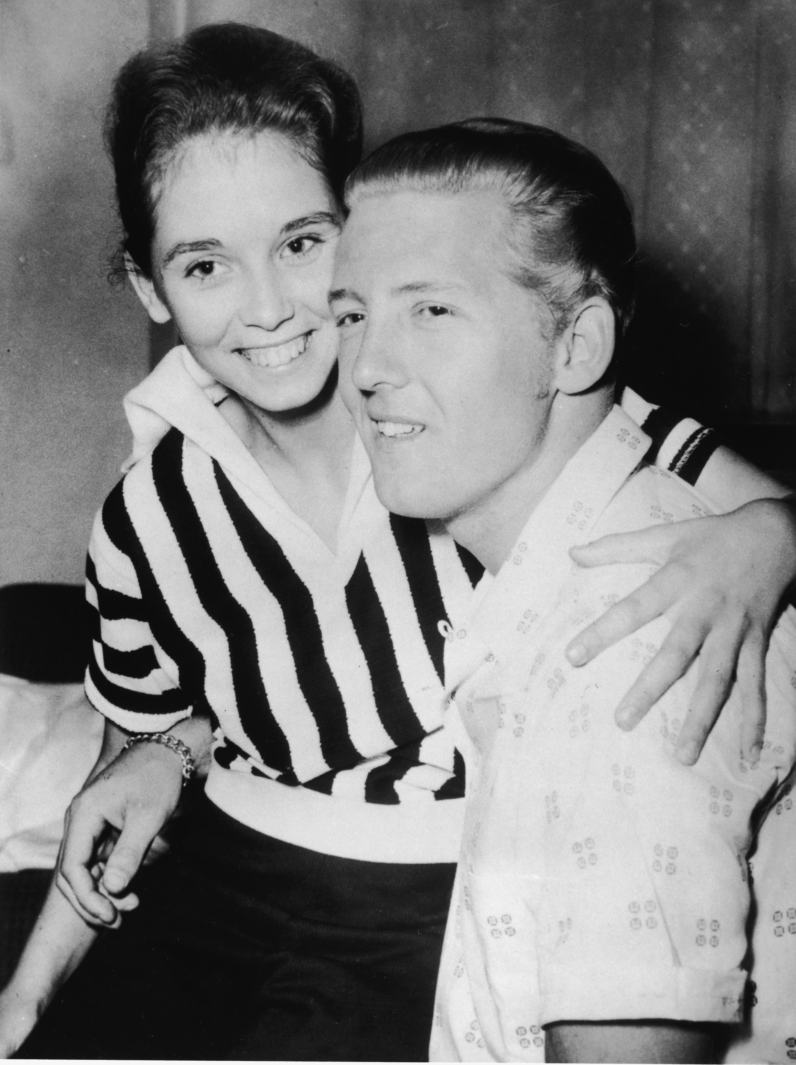 Lewis with his second cousin and third wife Myra Brown at a press conference in the Westbury Hotel, London, 23 May 1958