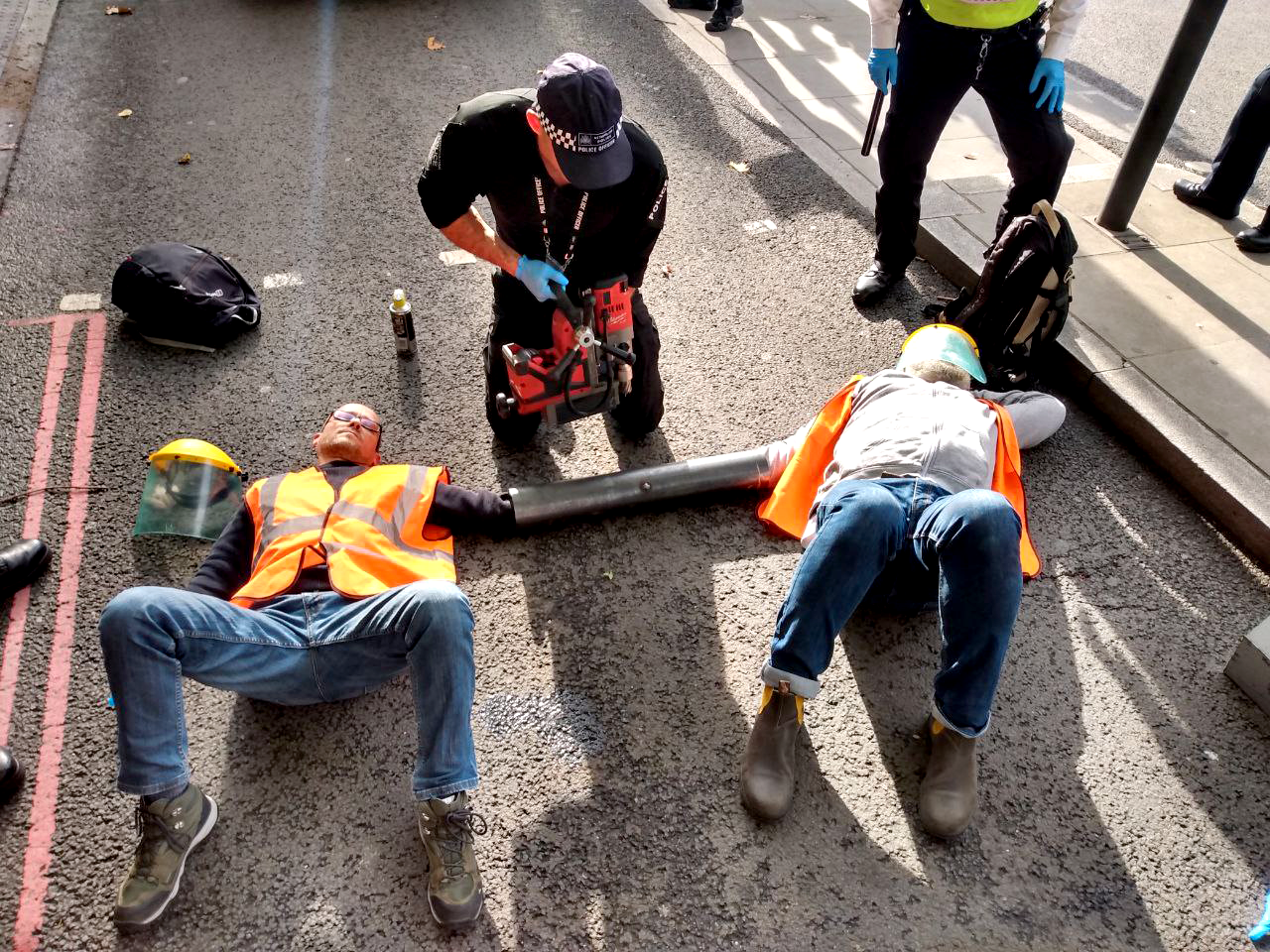 Police worked quickly to clear the roads and to get traffic flowing again