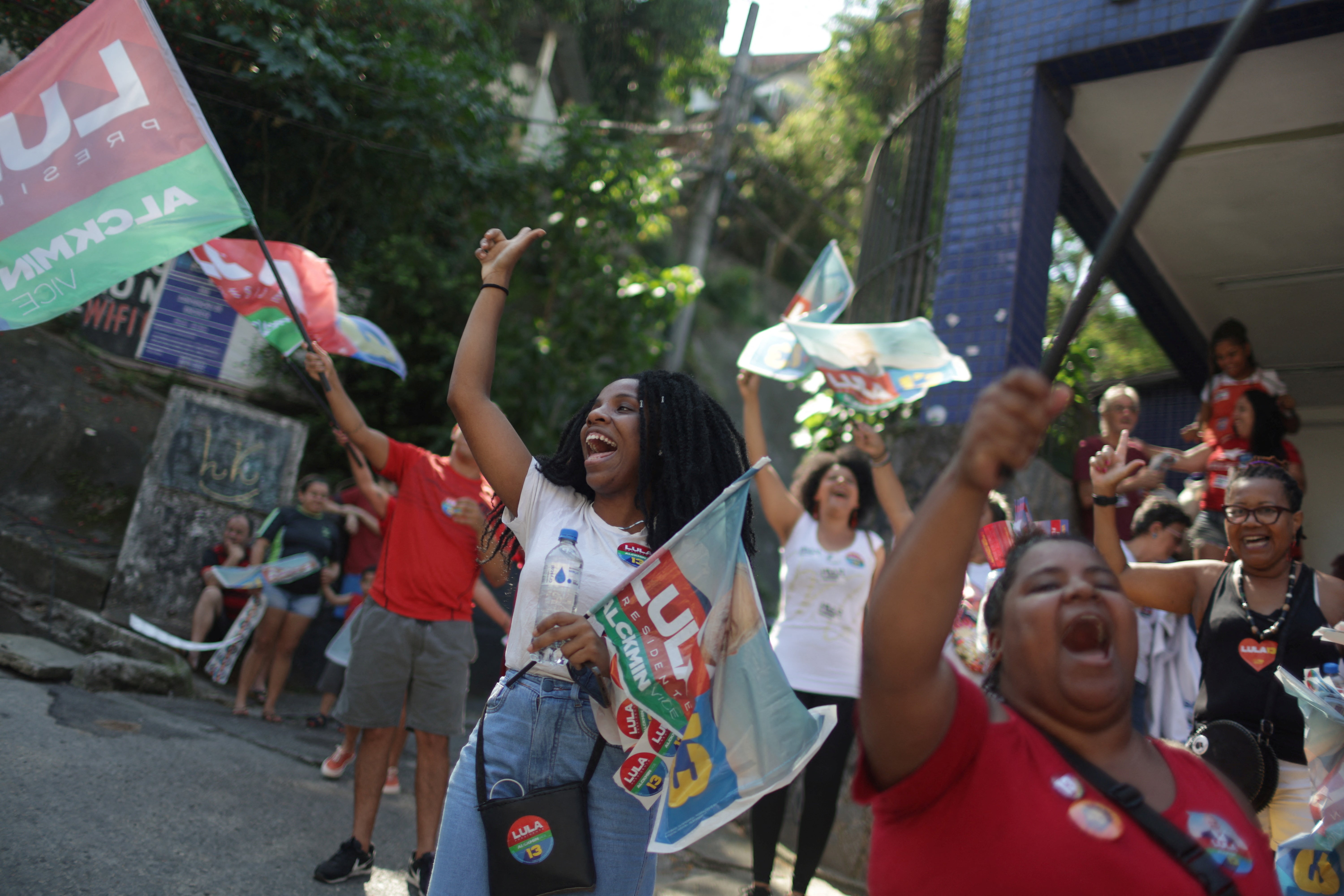 Brazil election - live: Bolsonaro and Lula cast votes in neck-and-neck presidential race