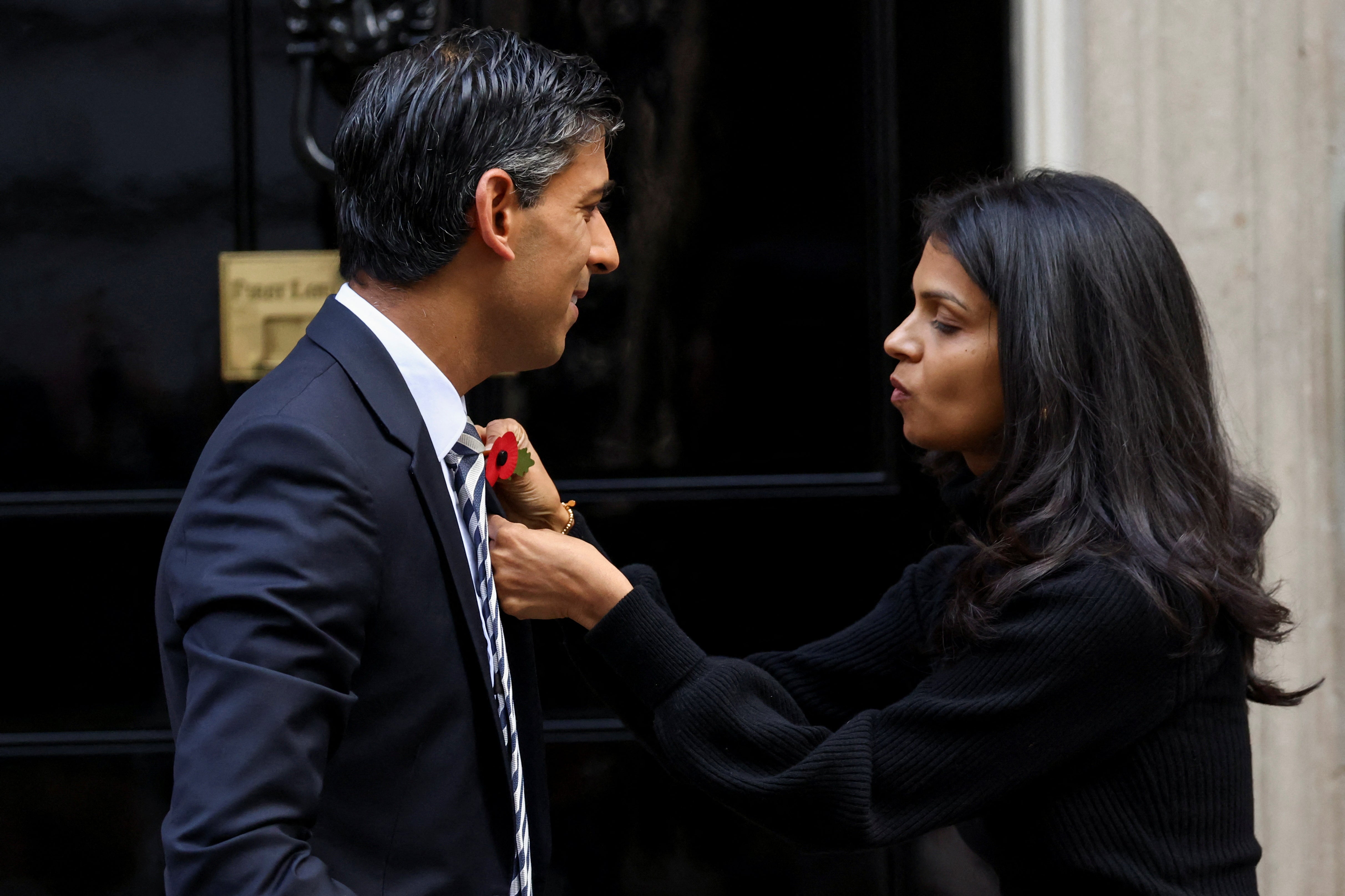 Rishi Sunak and his wife Akshata Murty