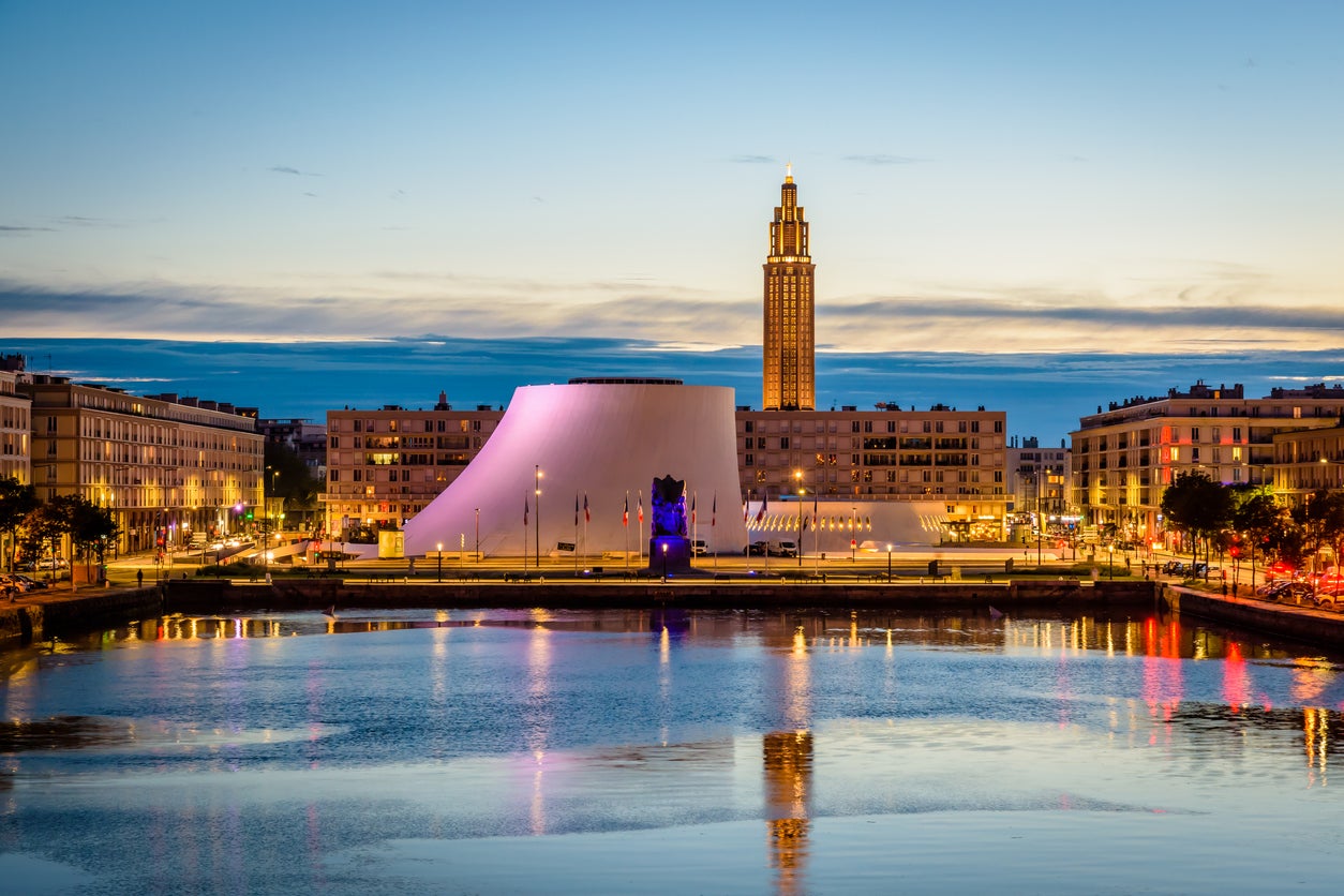 The Volcan theater and St Joseph’s Church at nightfall