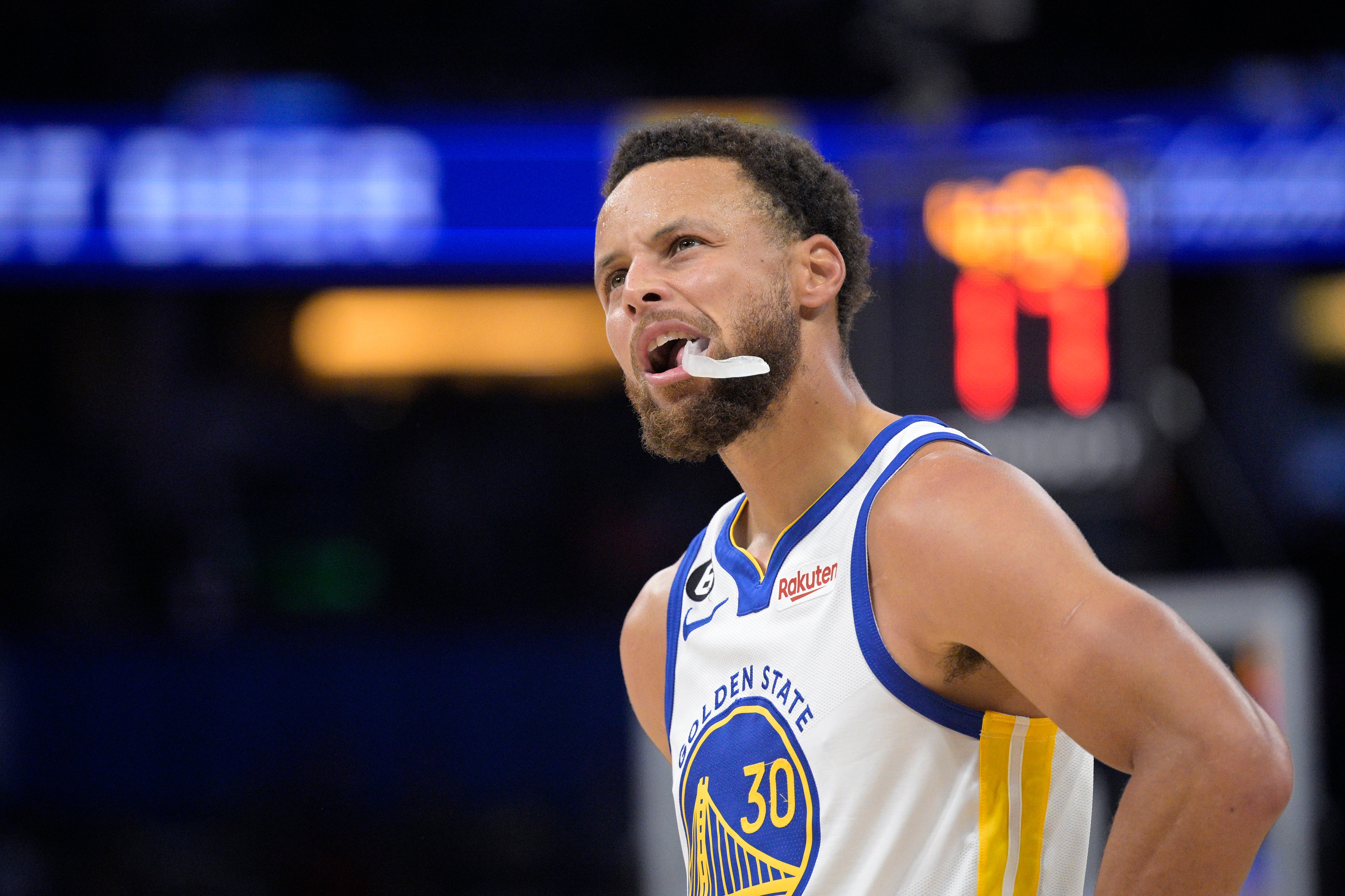 Warriors Magic Basketball