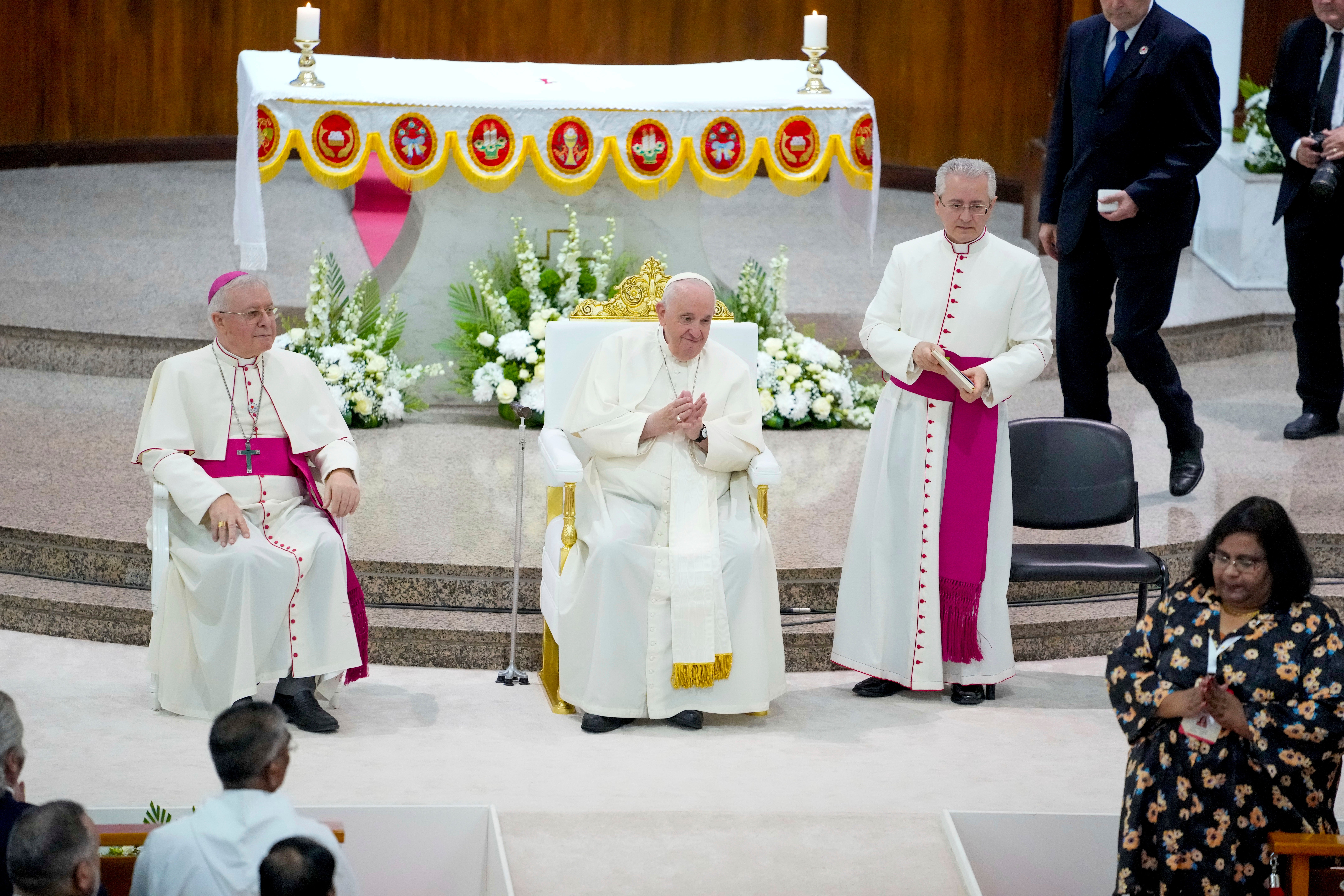 Bahrain Pope