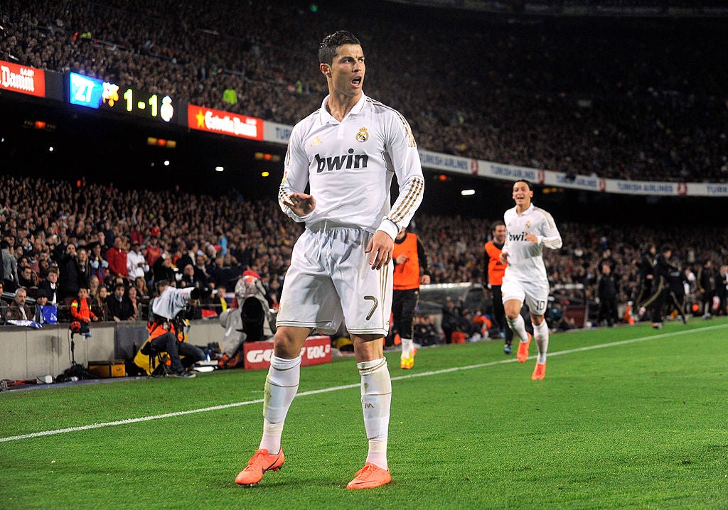 Ronaldo returns to the Nou Camp