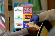 Why the winning numbers for record $1.9b Powerball were delayed