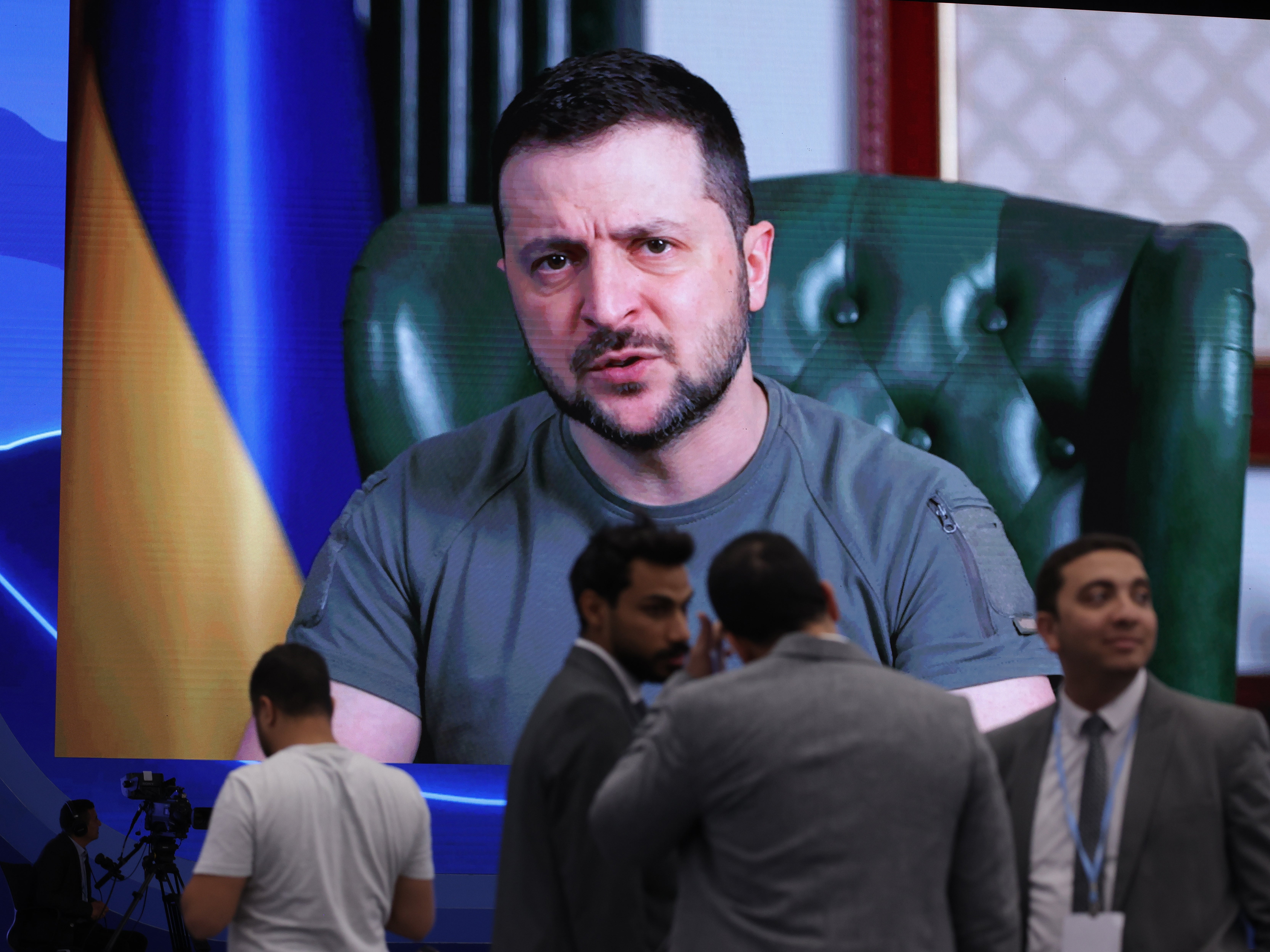 Volodymyr Zelensky addresses delegates in Sharm El-Sheikh