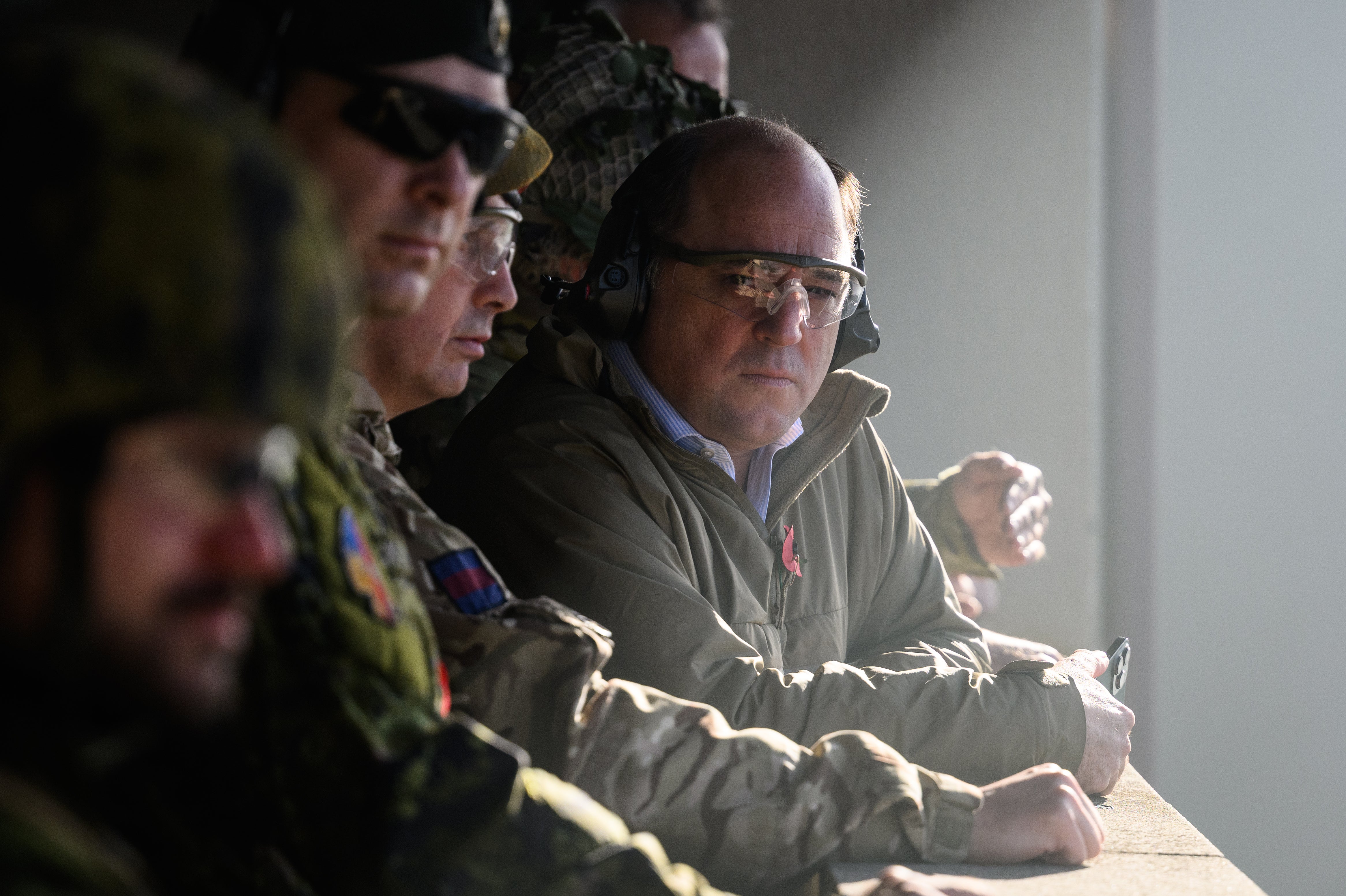 Mr Wallace observes Ukrainian troops in training at Lydd