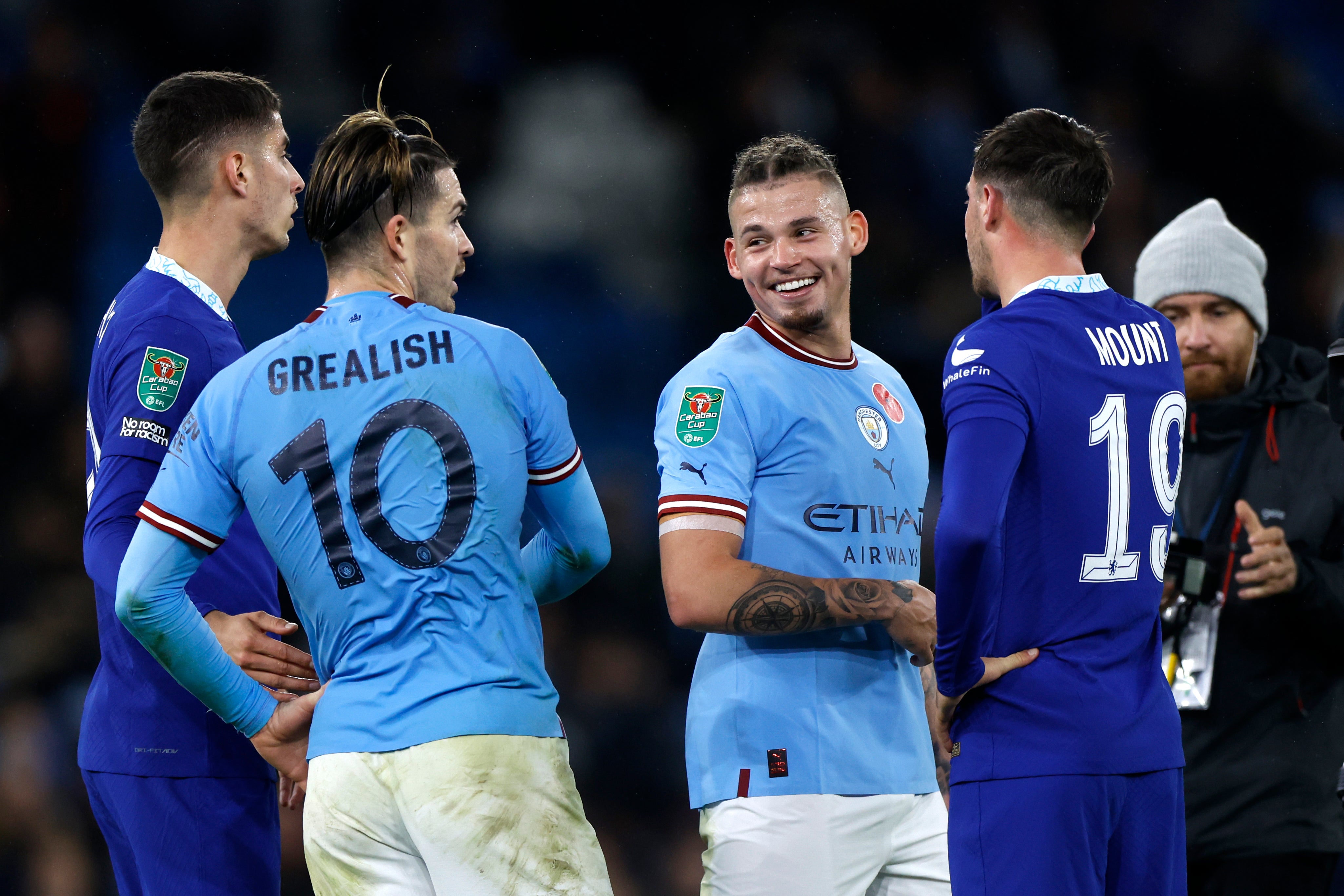 Kalvin Phillips chats to England teammates Mason Mount and Jack Grealish