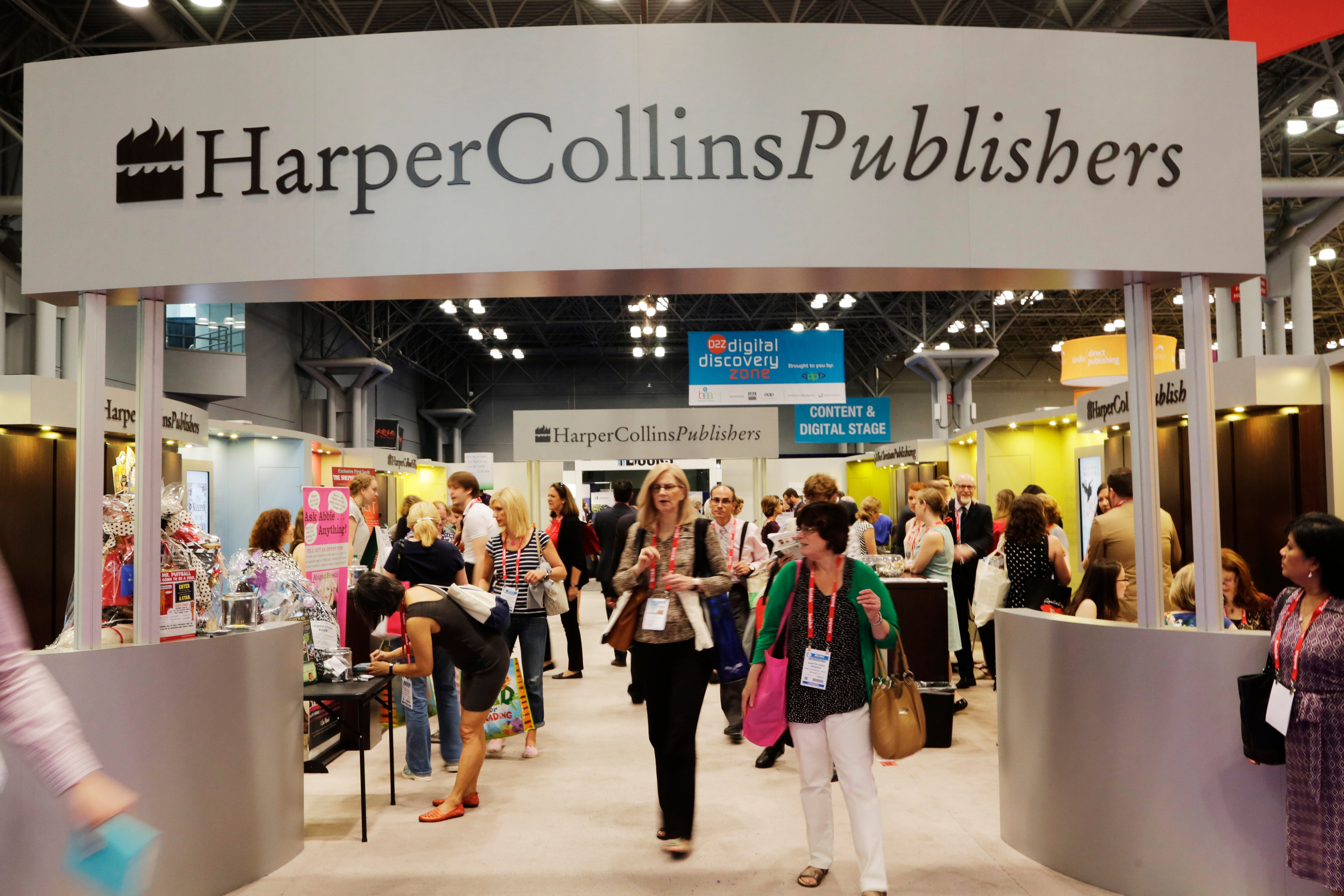 Books-HarperCollins Strike