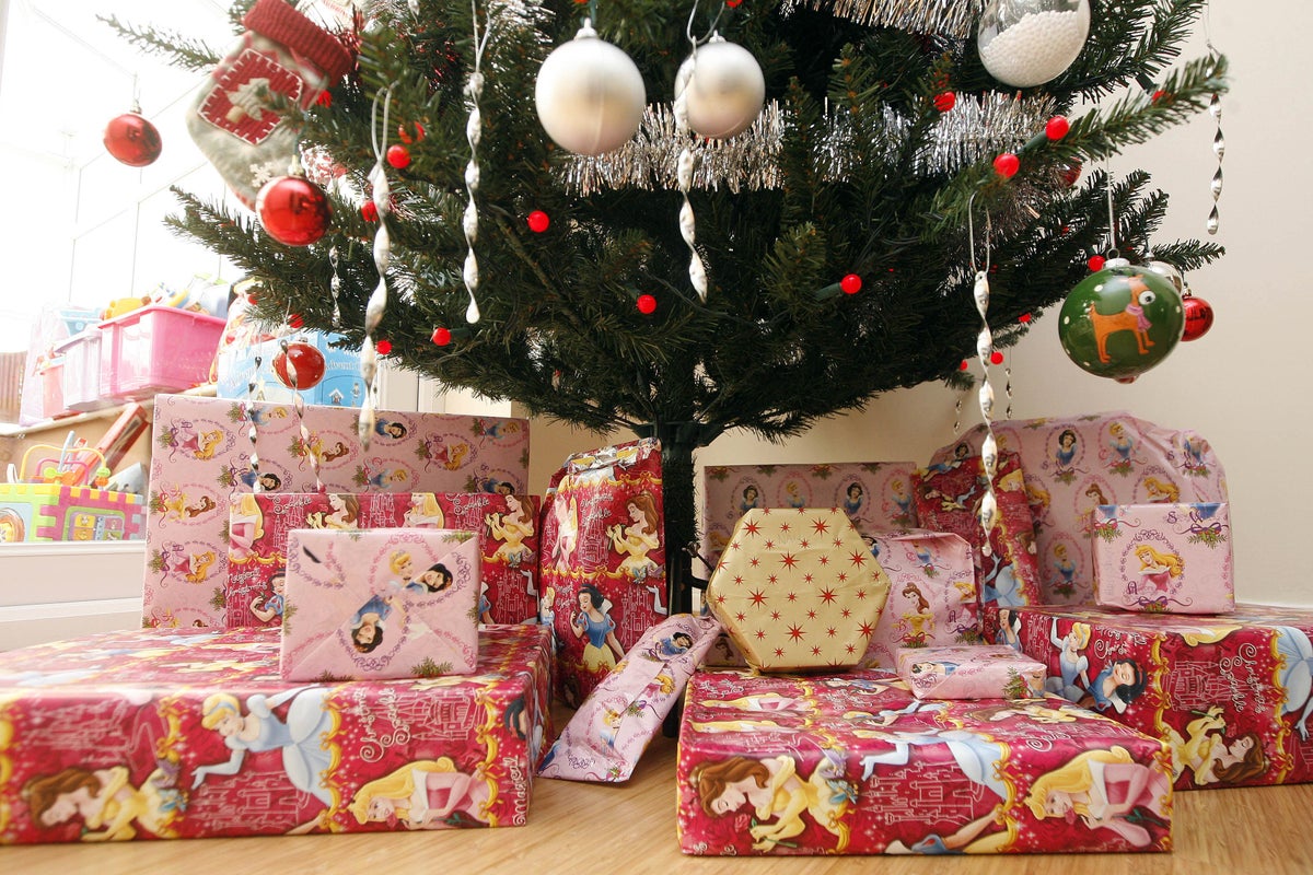 Brits 'saving for months' to afford expensive Christmas presents