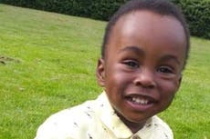 Housing society boss paid £170,000 in same year boy died because of mould in flat
