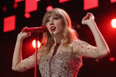 Taylor Swift: Ticketmaster website crashes as tickets resold for as much as $22,000