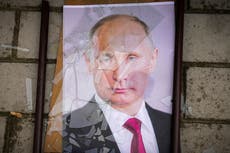 Vladimir Putin ‘living in fear for his life as army retreats’, Zelensky aide says