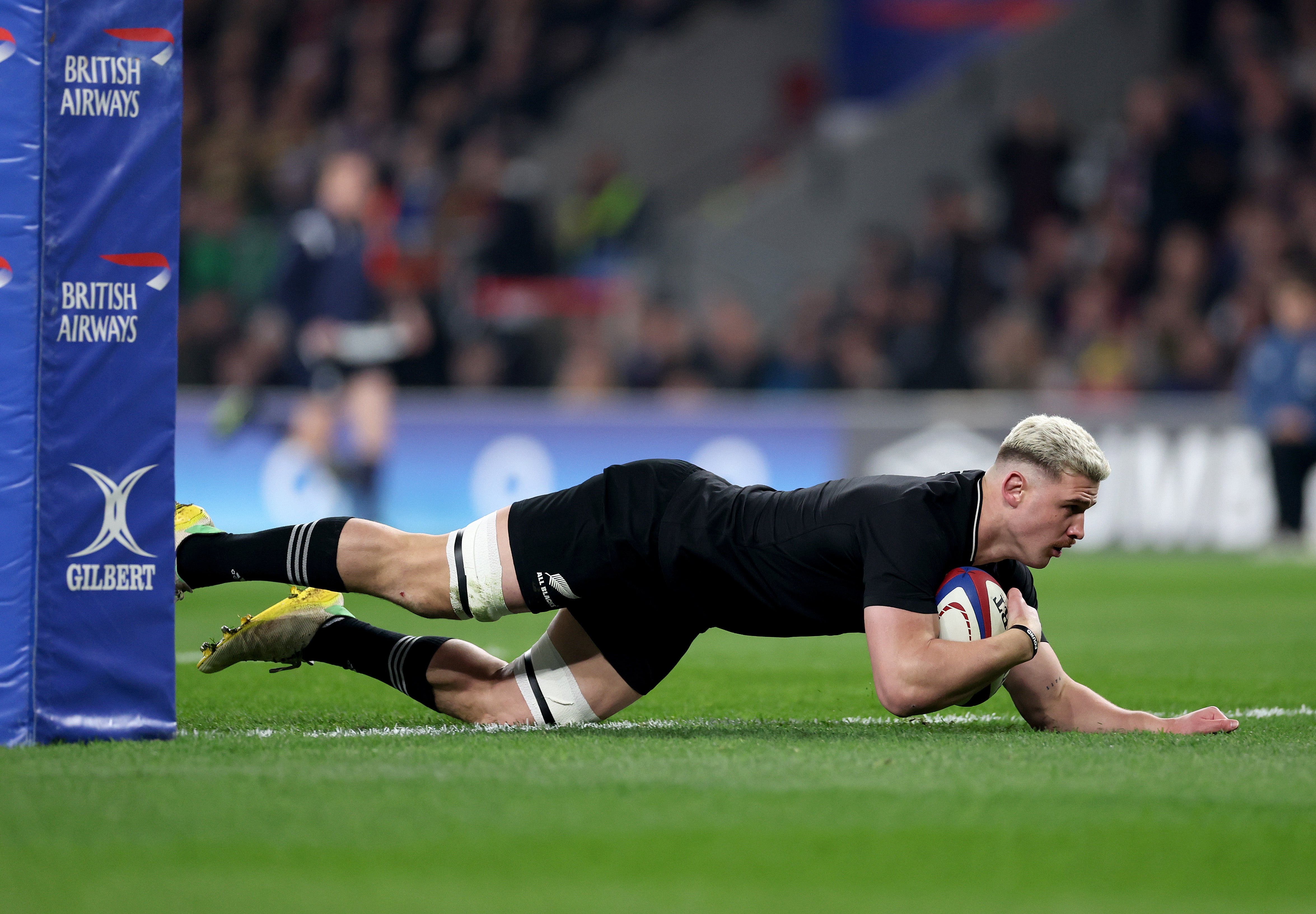 New Zealand started like a freight train at Twickenham