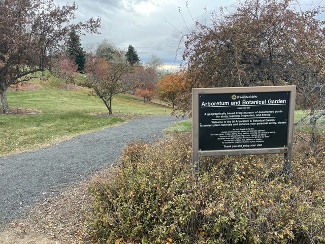 The entrance to the University of Idaho Arboretum and Botanical Garden is located on campus, just up the road from the Sigma Chi frat house