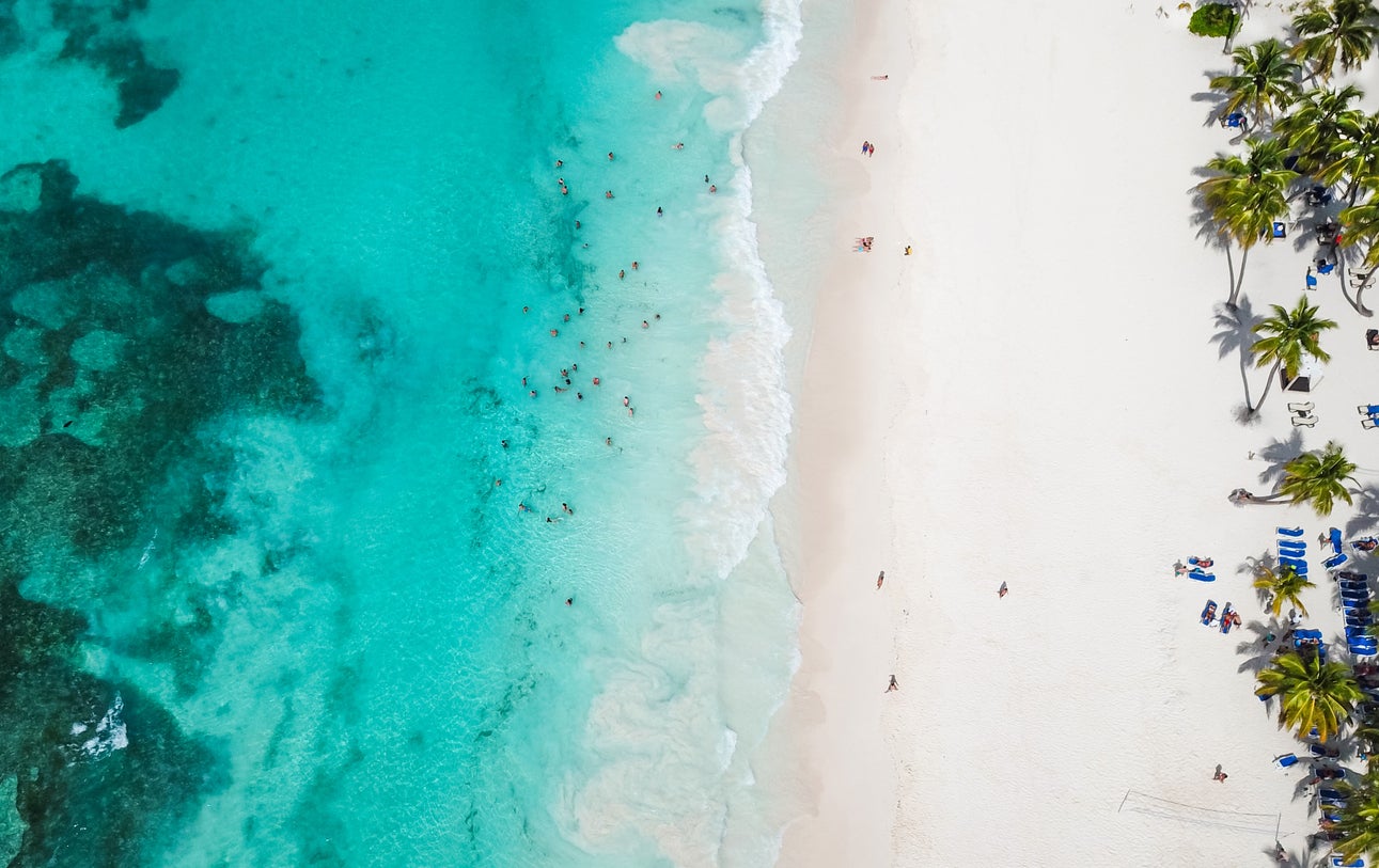 <p>A beach in Mexico, captured from above</p>
