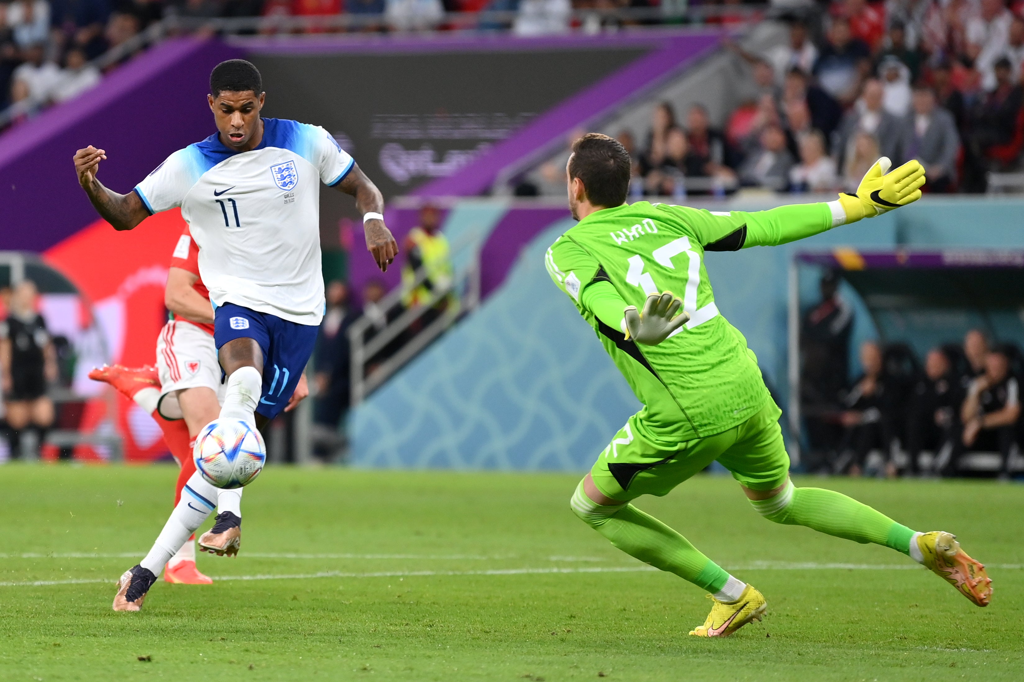 Marcus Rashford in on goal