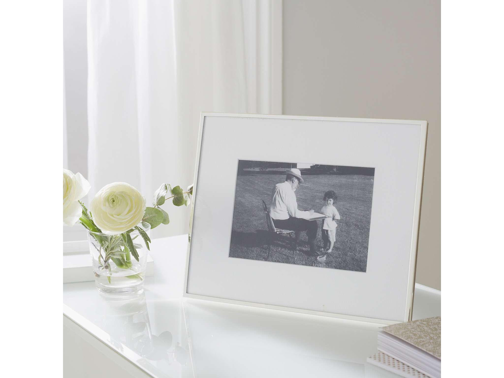 The White Company photo frame