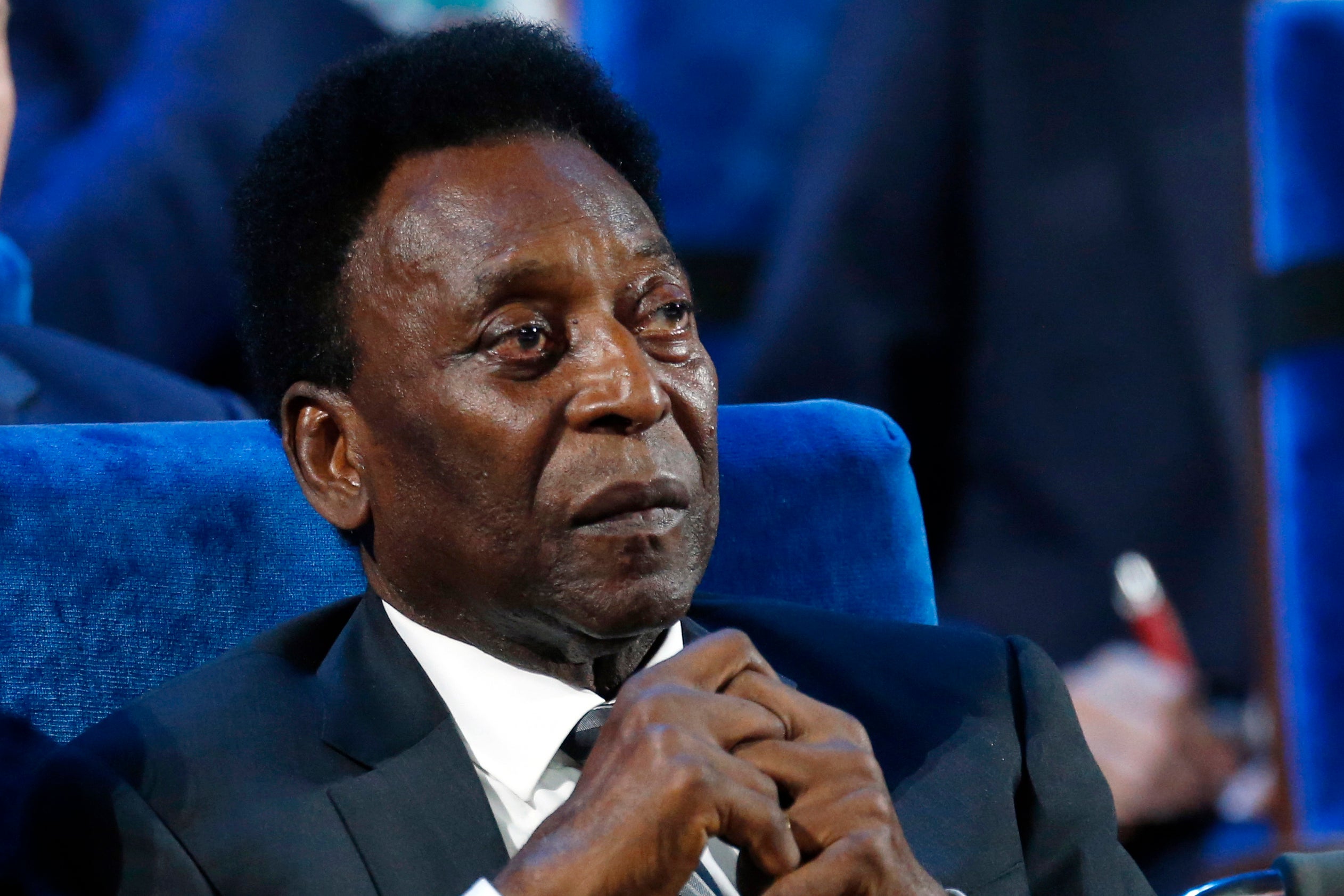 Pele Hospitalized